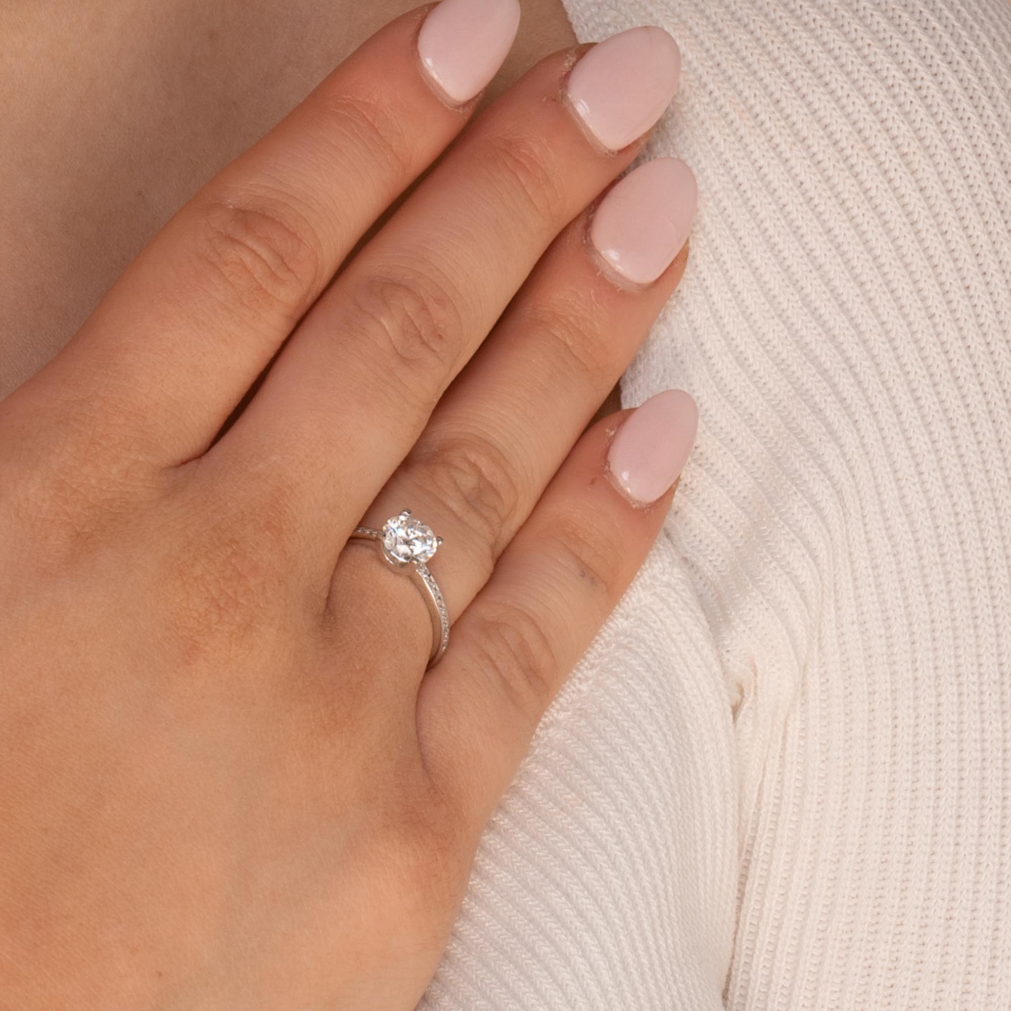 0.8 ct The Lydia Moissanite Diamond Engagement Ring - Camile & Stone