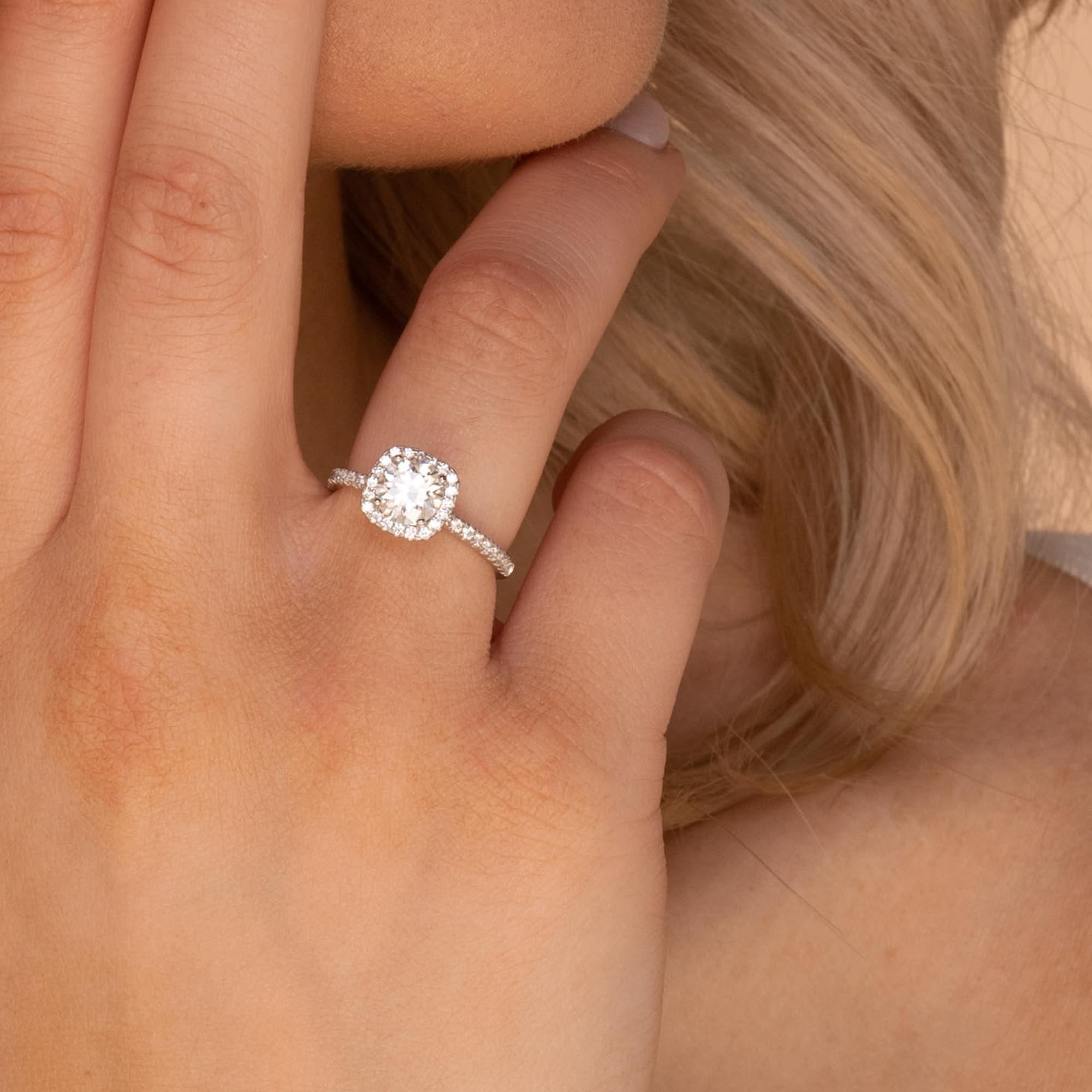 1 ct The Hazel Moissanite Diamond Engagement Ring - Camile & Stone