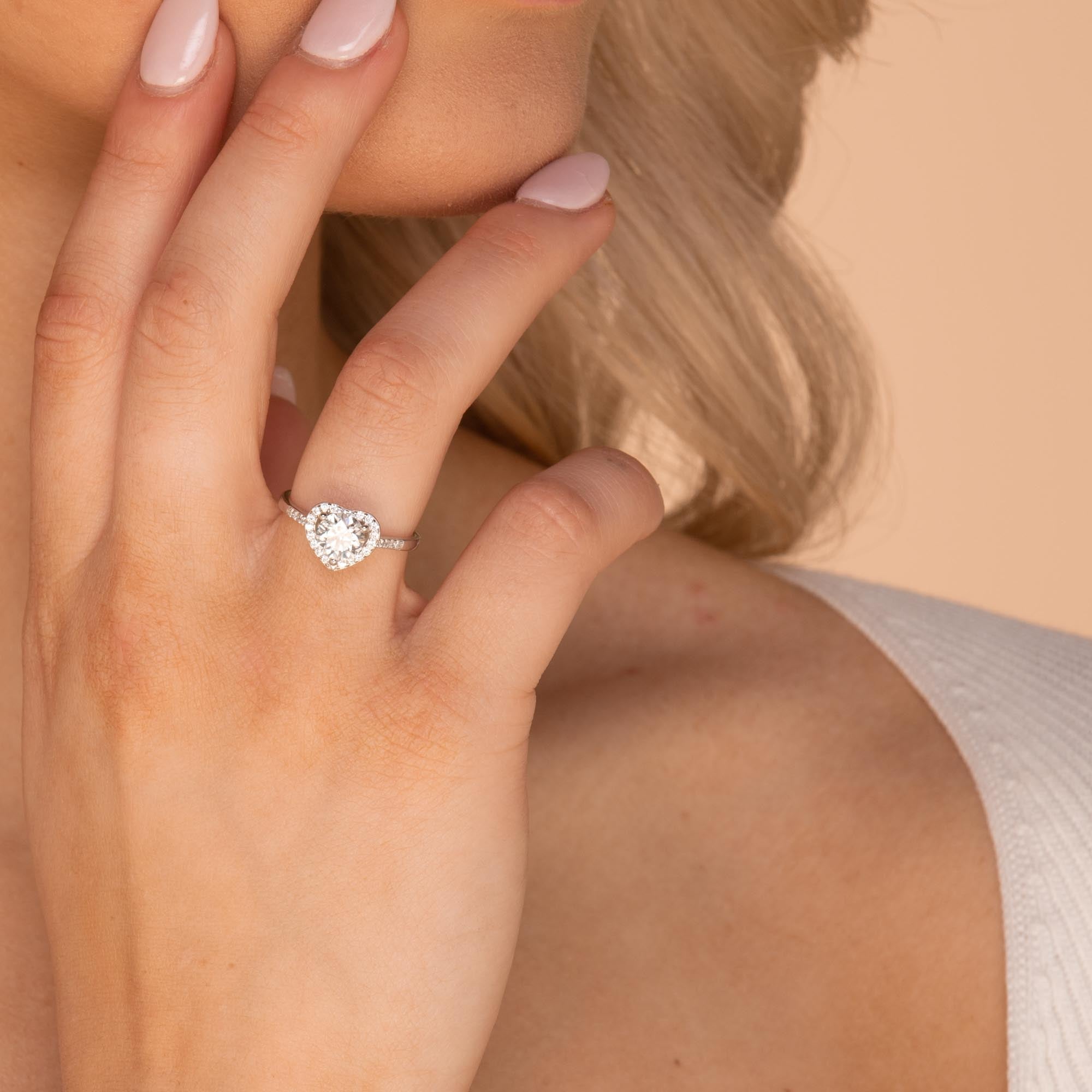 1 ct The Violet Moissanite Diamond Engagement Ring - Camile & Stone