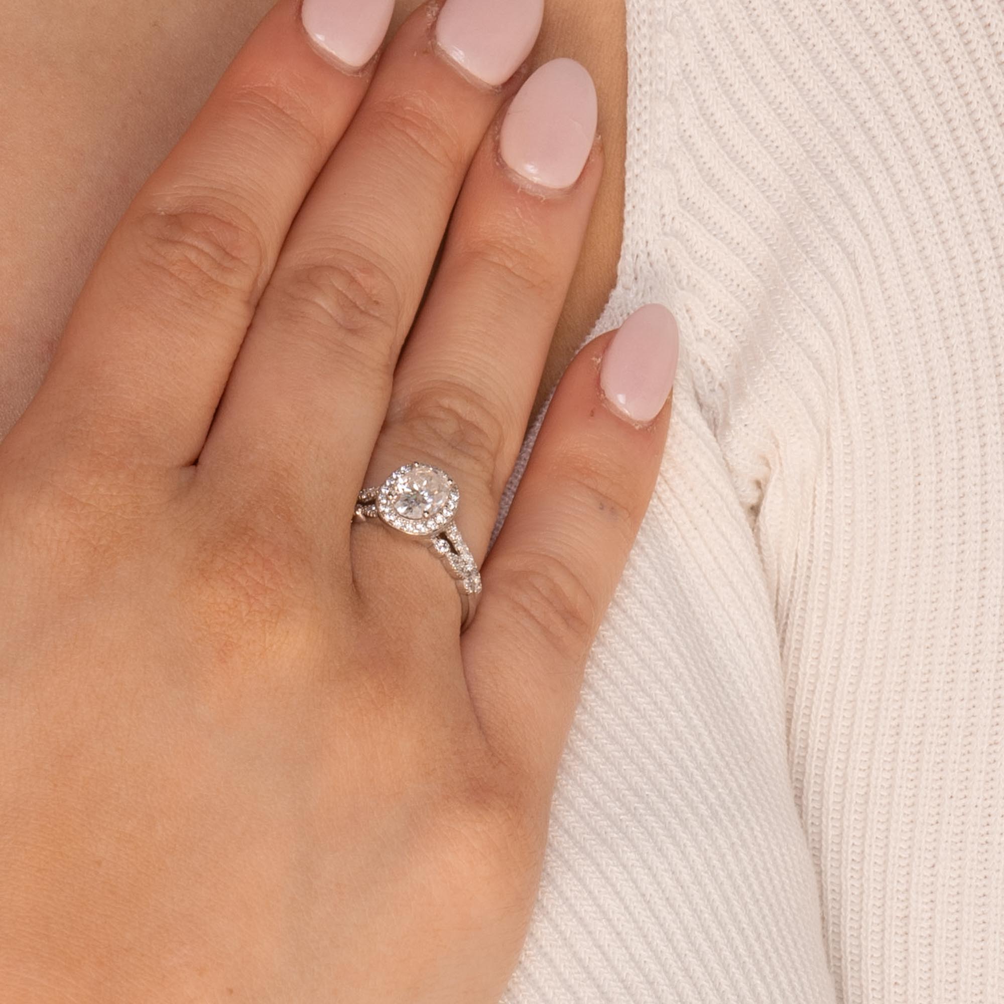 1.5 ct The Roxy Moissanite Diamond Ring - Camile & Stone