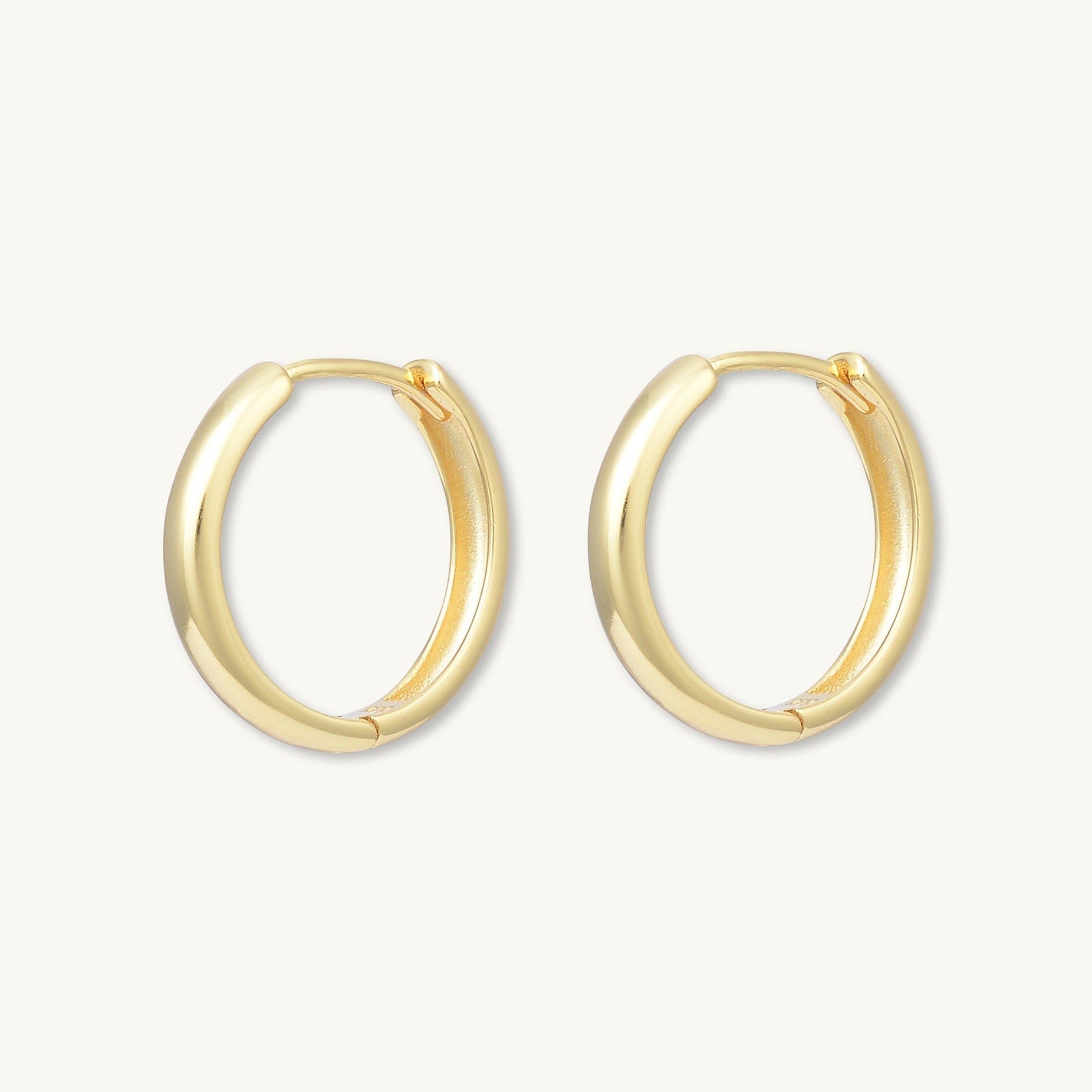 Basic Large Huggie Hoop Earrings - Camile & Stone