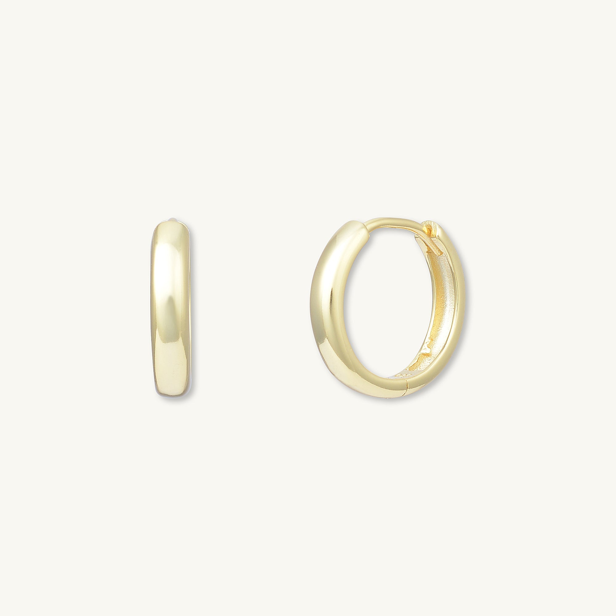 Basic Medium Huggie Hoop Earrings - Camile & Stone
