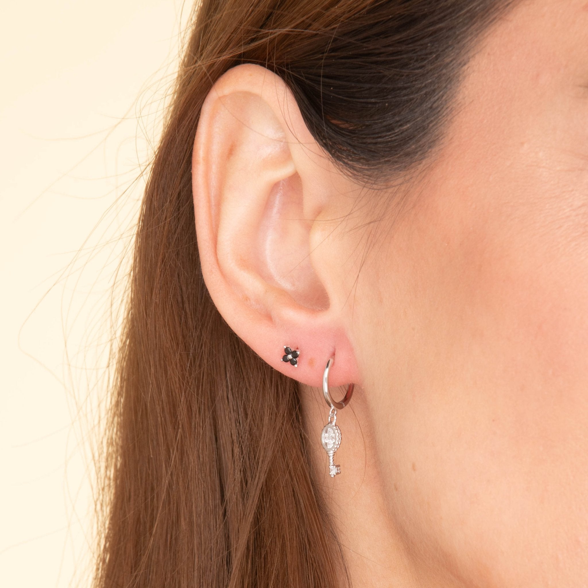 Black Clover Sapphire Barbell Cartilage Earrings - Camile & Stone