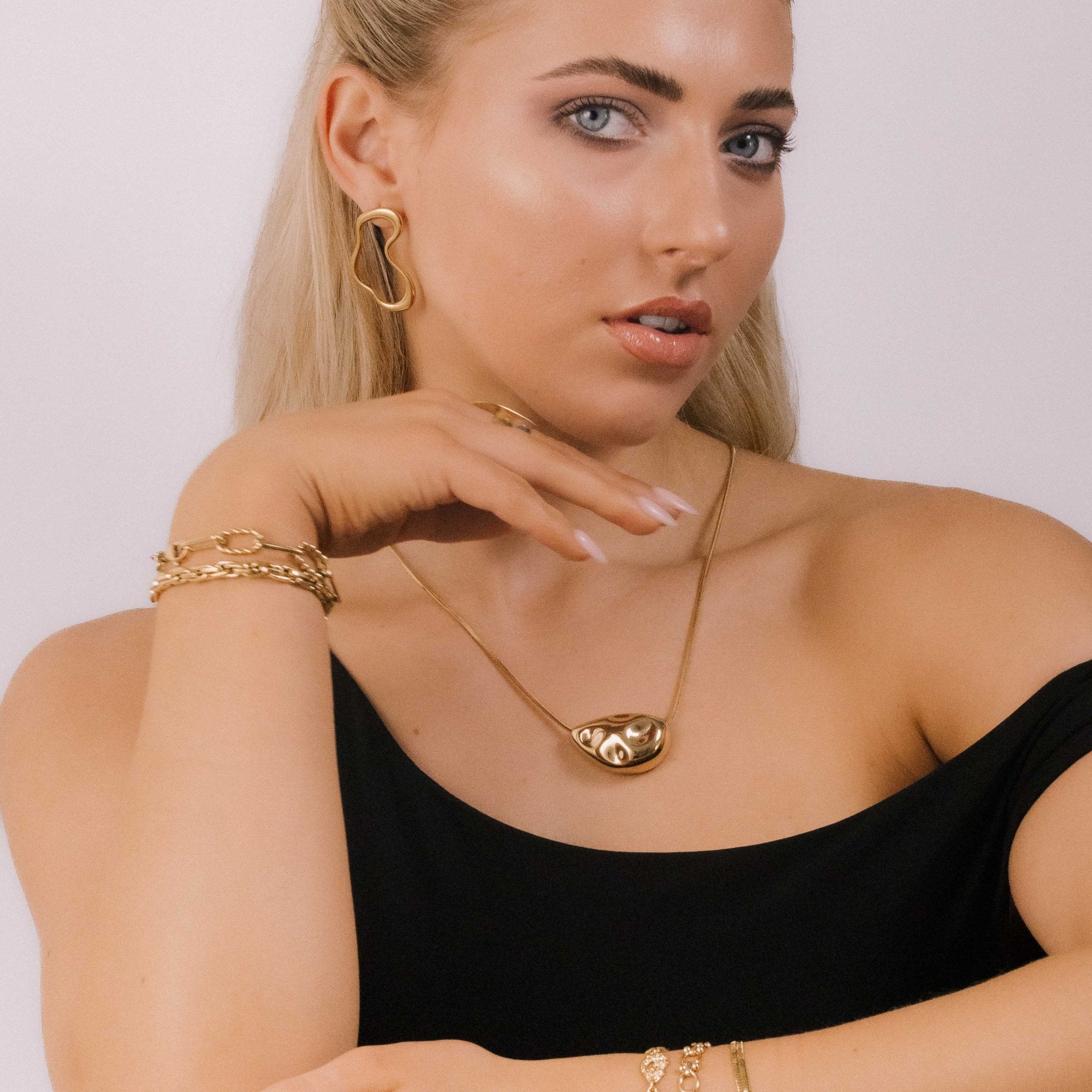 Brooklyn Statement Stud Earrings - Camile & Stone