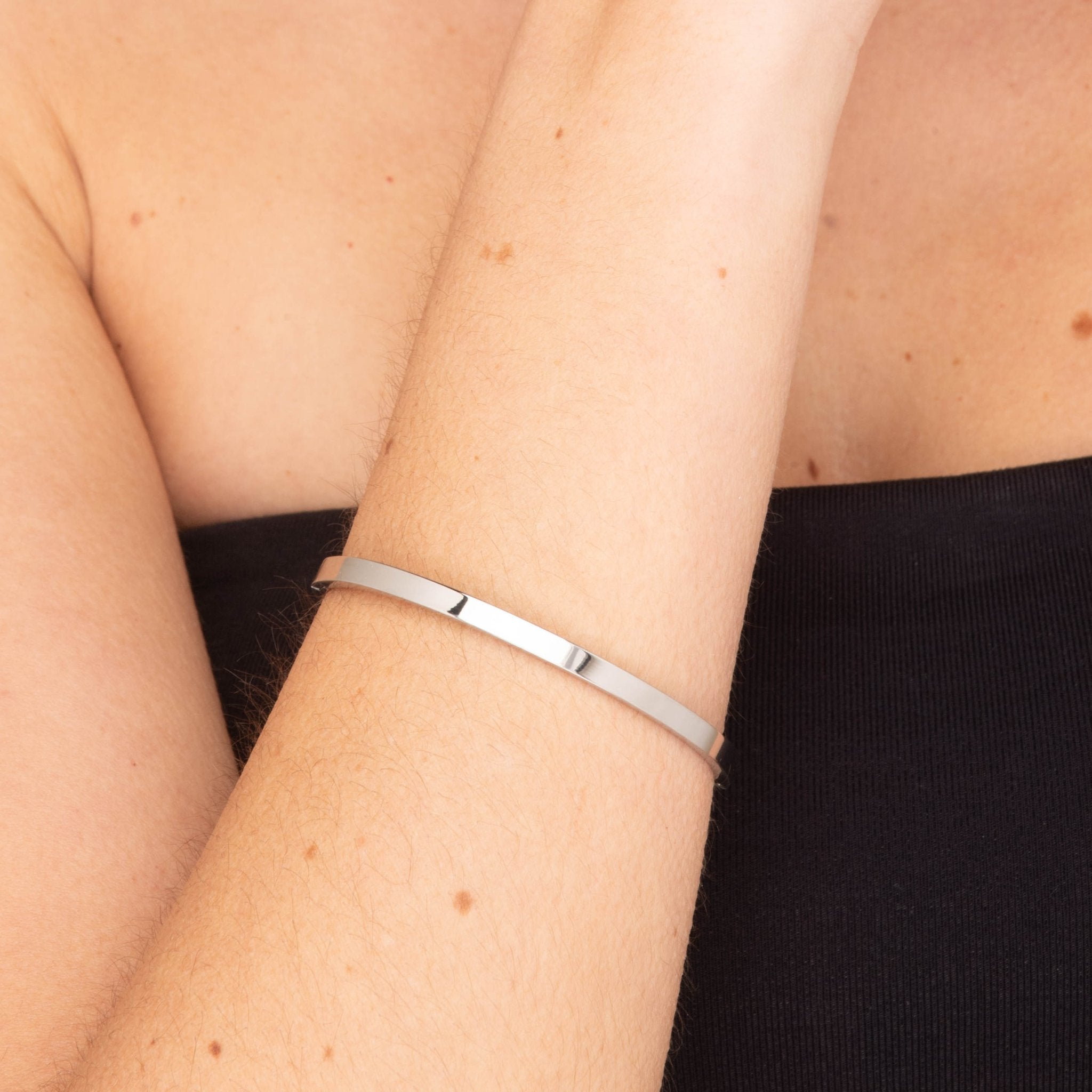 Classic Thin Stackable Bangle Bracelet - Camile & Stone