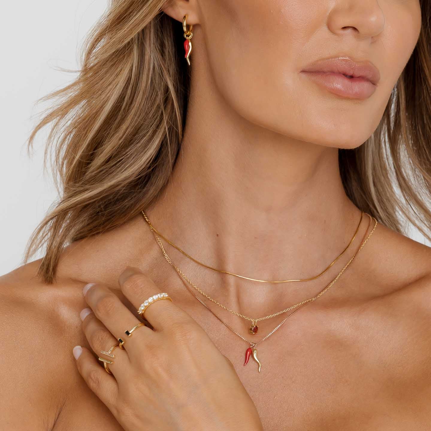 Double Spice Huggie Earrings - Camile & Stone