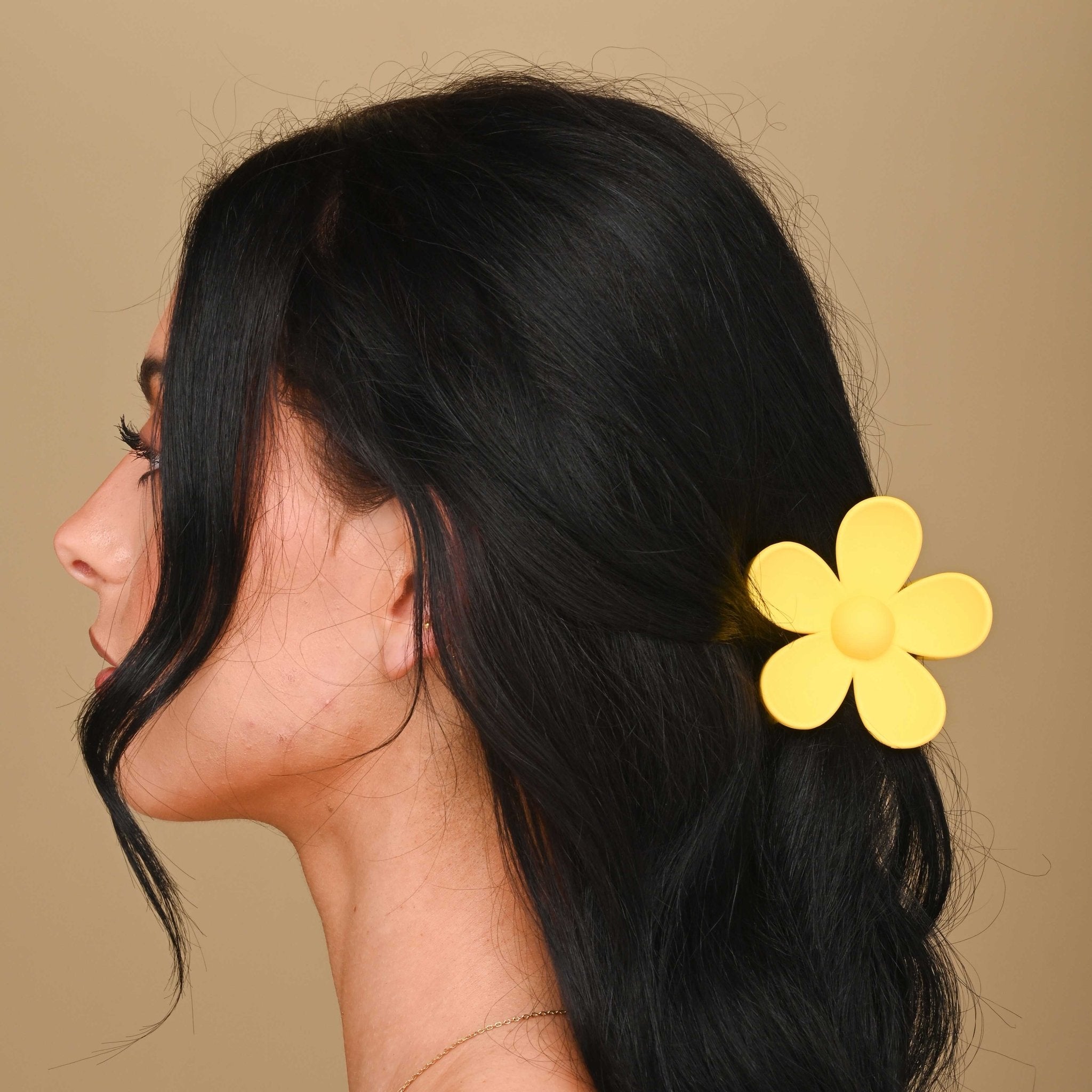 Flower Hawaiian Hair Claw Clip - Camile & Stone