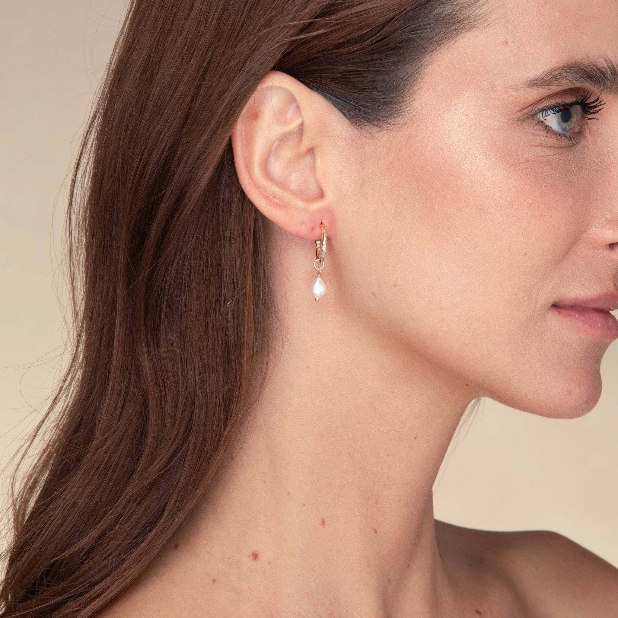 Freshwater Pearl Dangle Molten Huggie Earrings - Camile & Stone