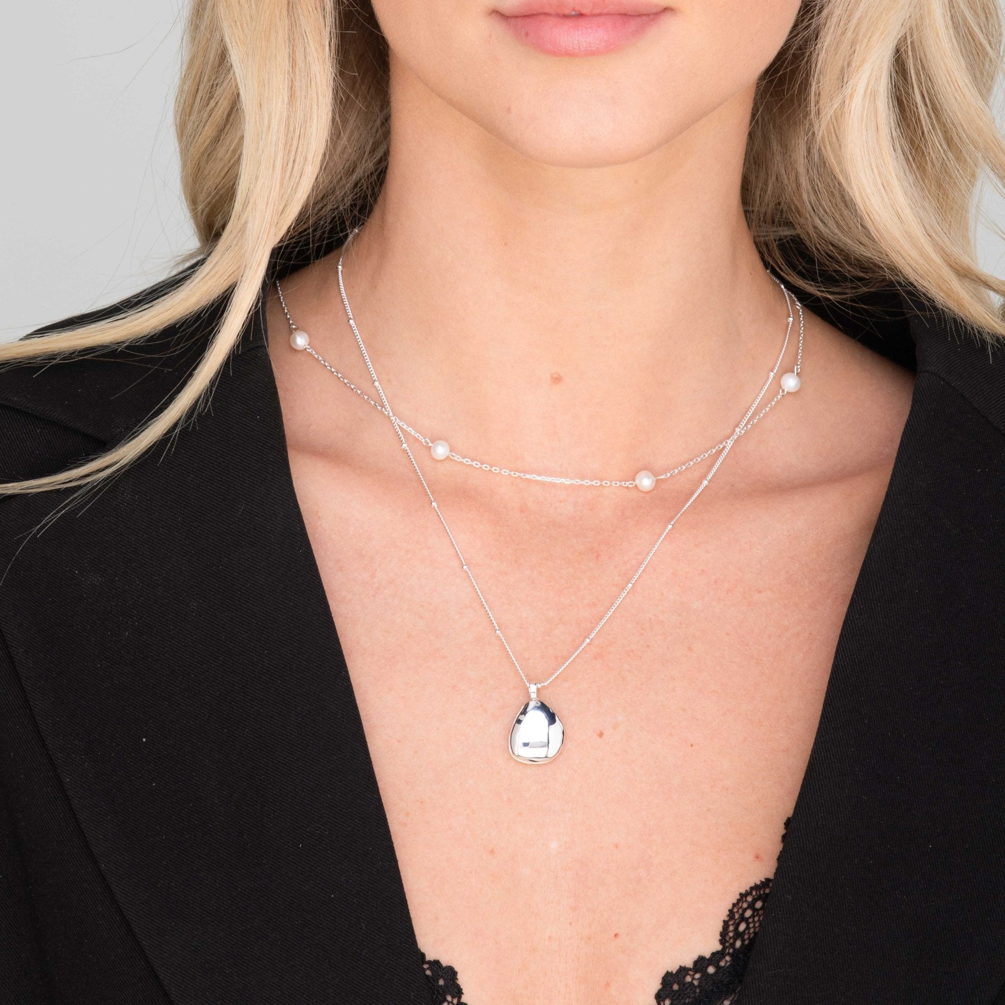 Freshwater Pearl Station Necklace - Camile & Stone