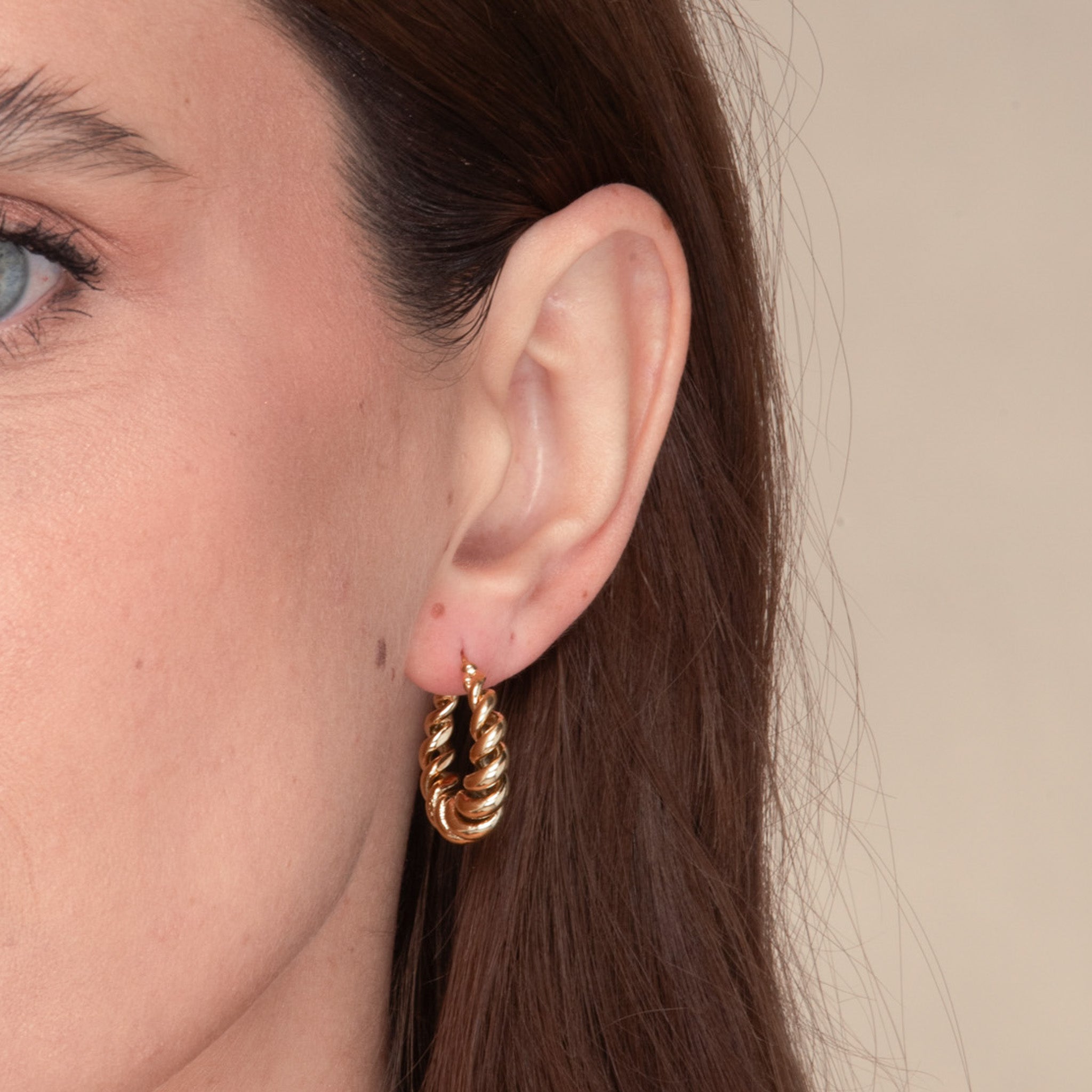 Lyanna Twist C Hoop Earrings - Camile & Stone