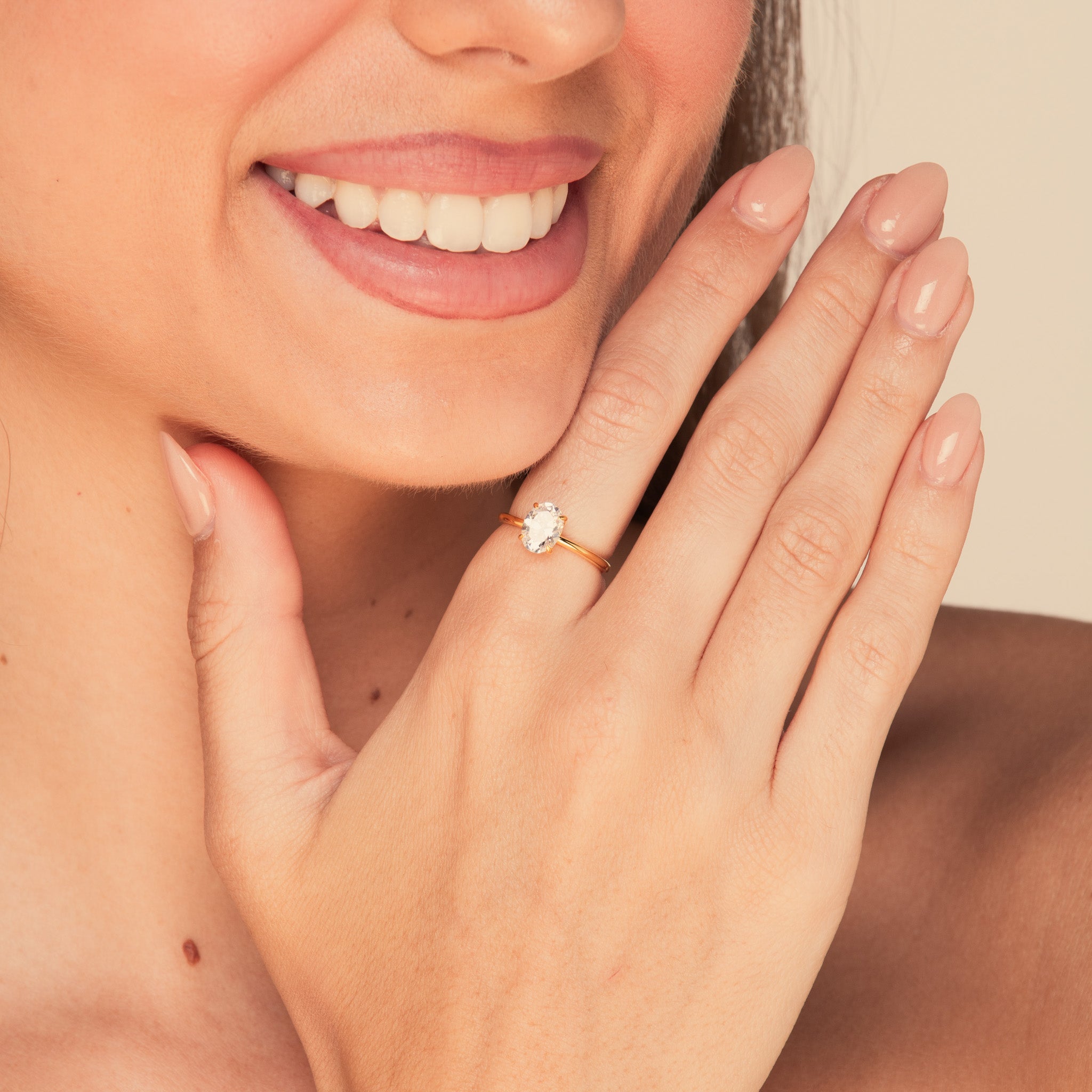 Oval Sapphire Band Ring - Camile & Stone