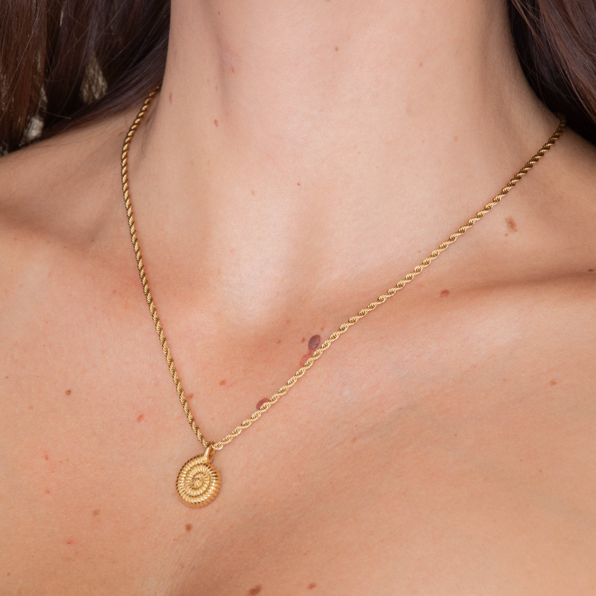 Seashell Twist Rope Necklace - Camile & Stone