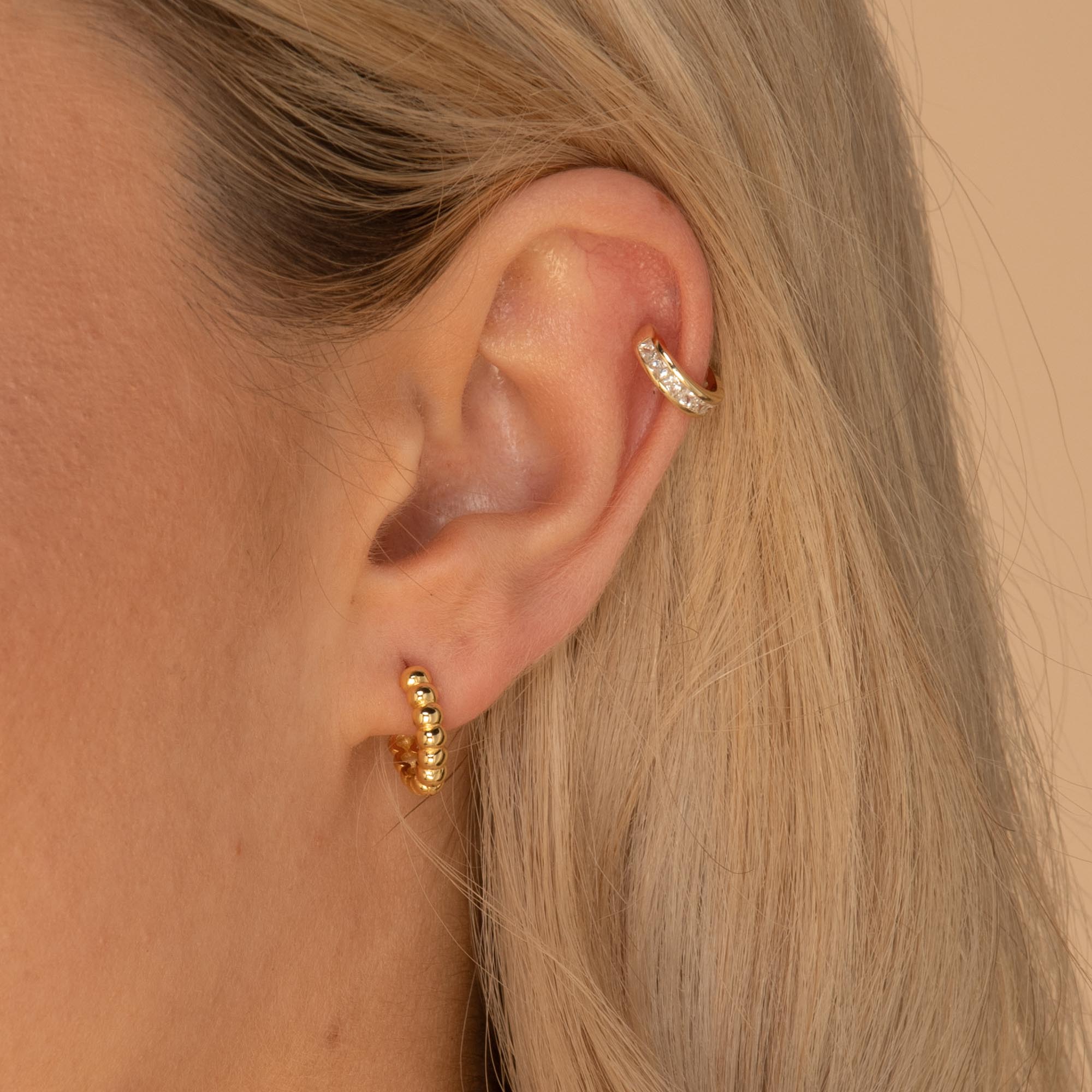 Single Sapphire Ear Cuff - Camile & Stone