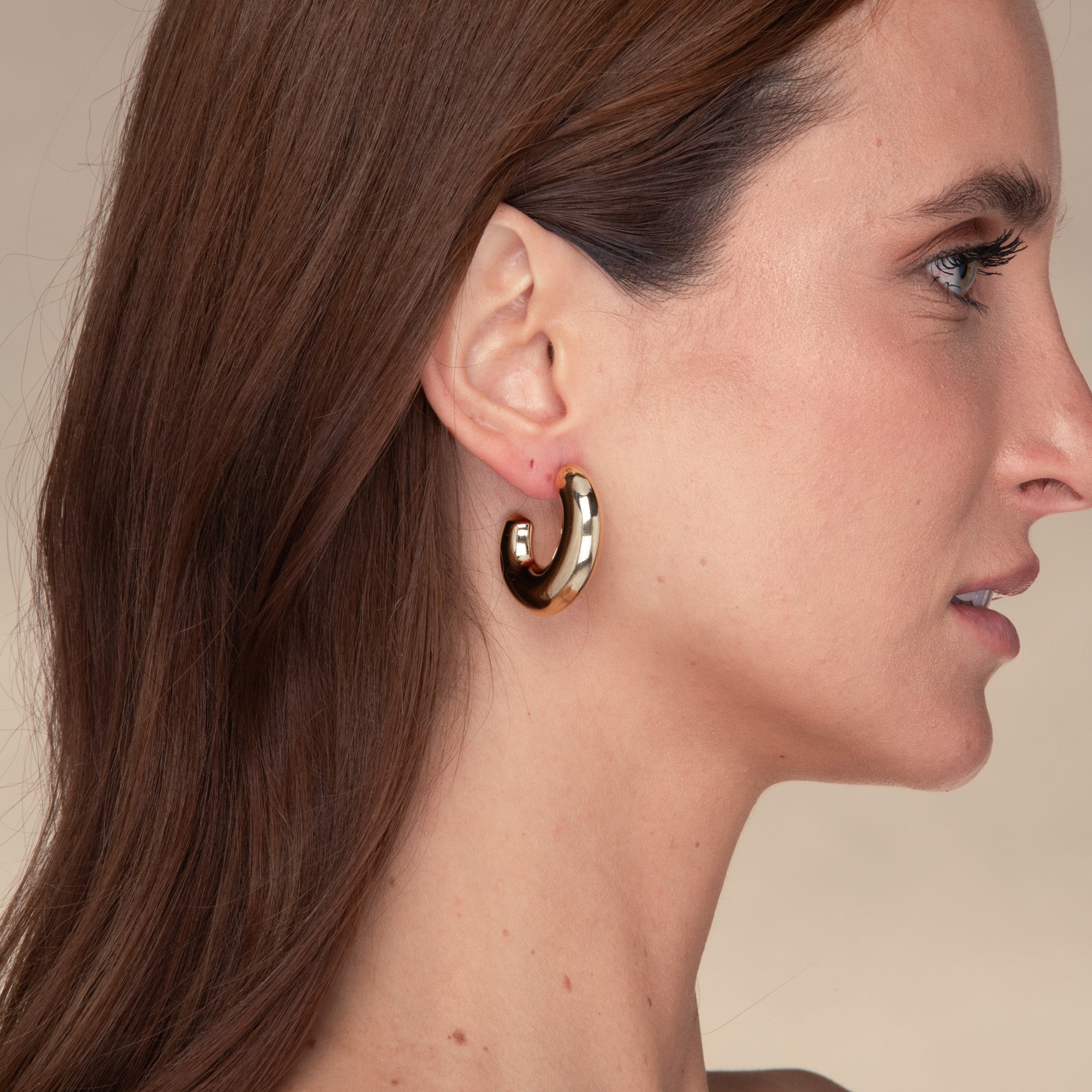 Skye Huggie Earrings - Camile & Stone