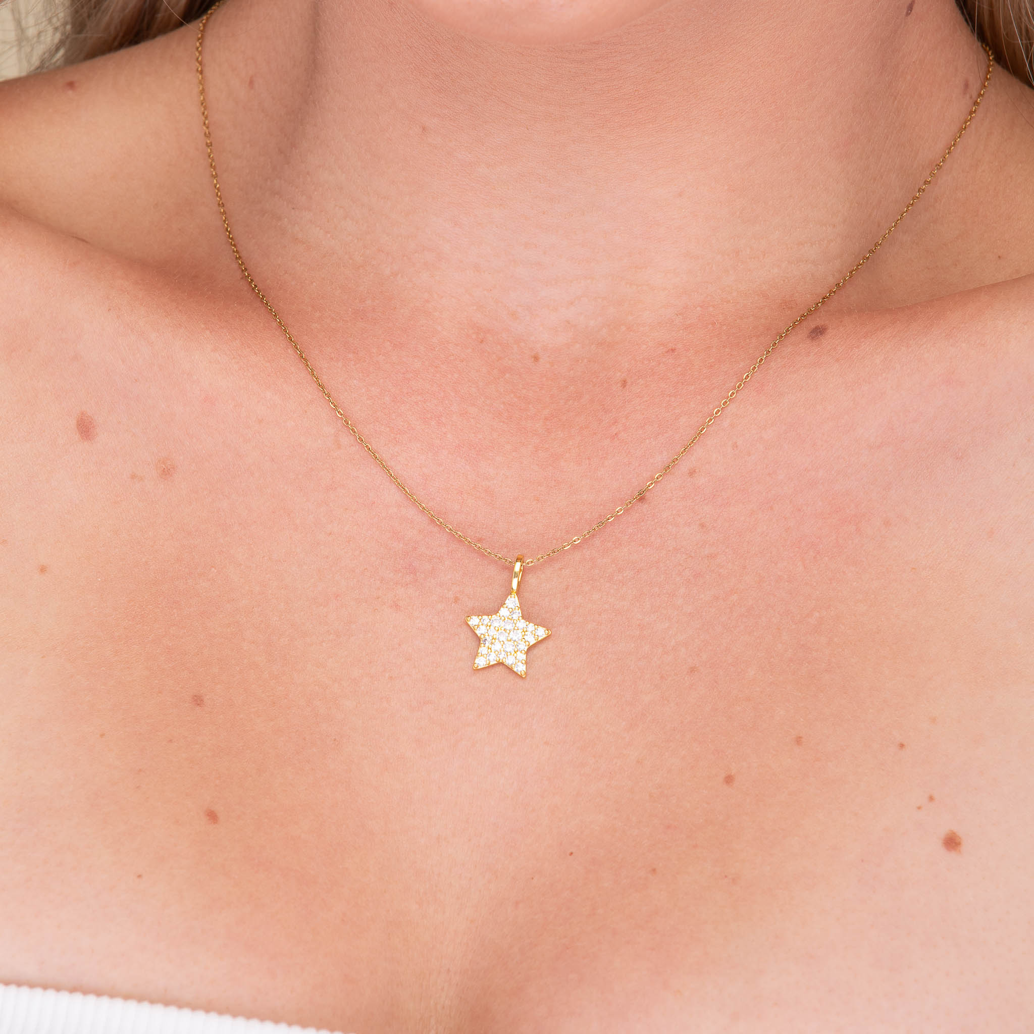 Star Zirconia Pendant - Camile & Stone