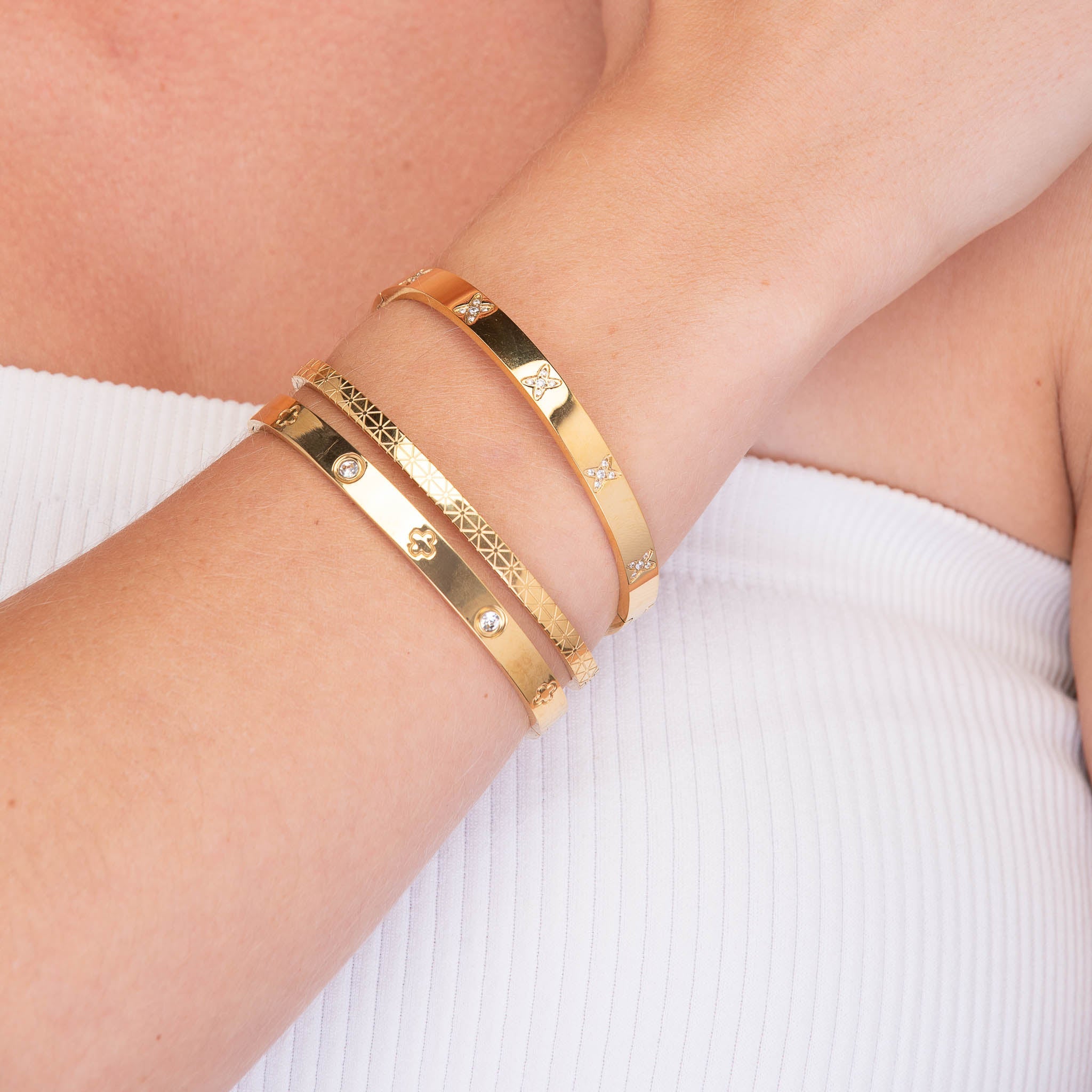 Starburst Geometric Hinged Bangle Bracelet - Camile & Stone