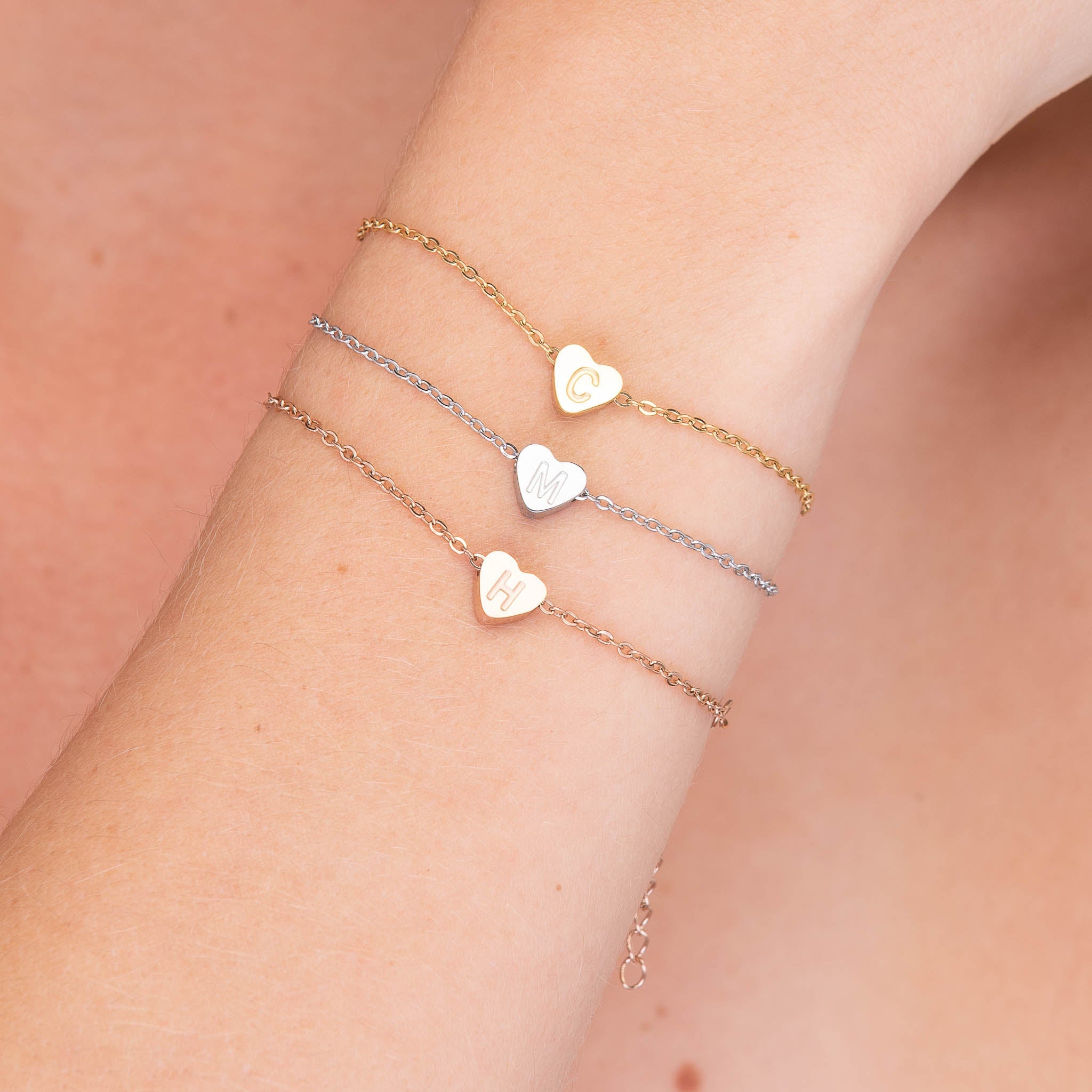 The Heart Pendant Initial Letter Bracelet - Camile & Stone