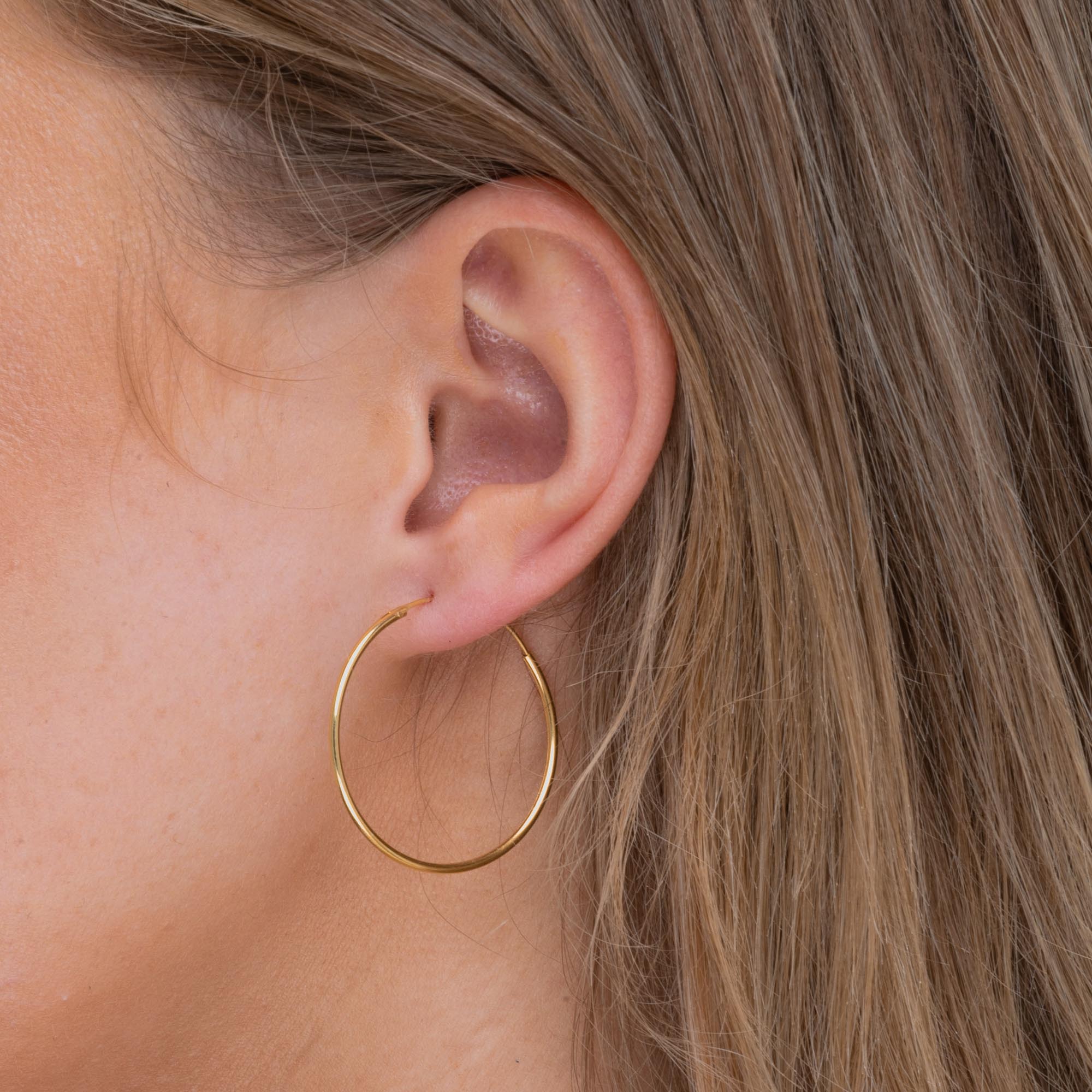 Thin Basic Large Hoops - Camile & Stone