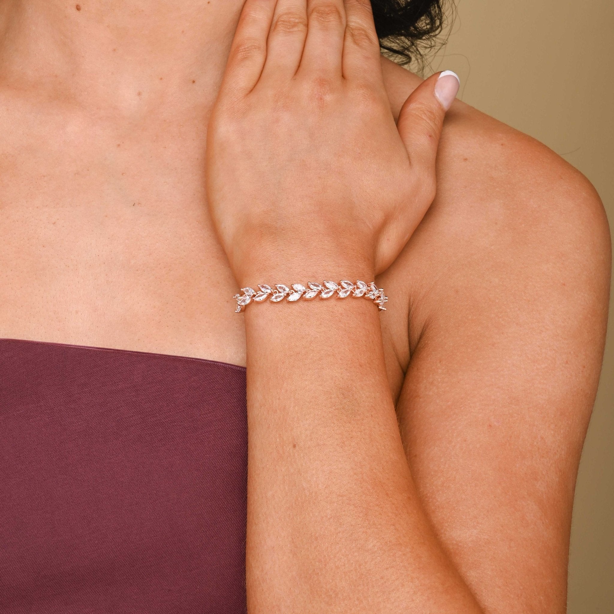 Tilly Leaf Tennis Chain Bracelet - Camile & Stone