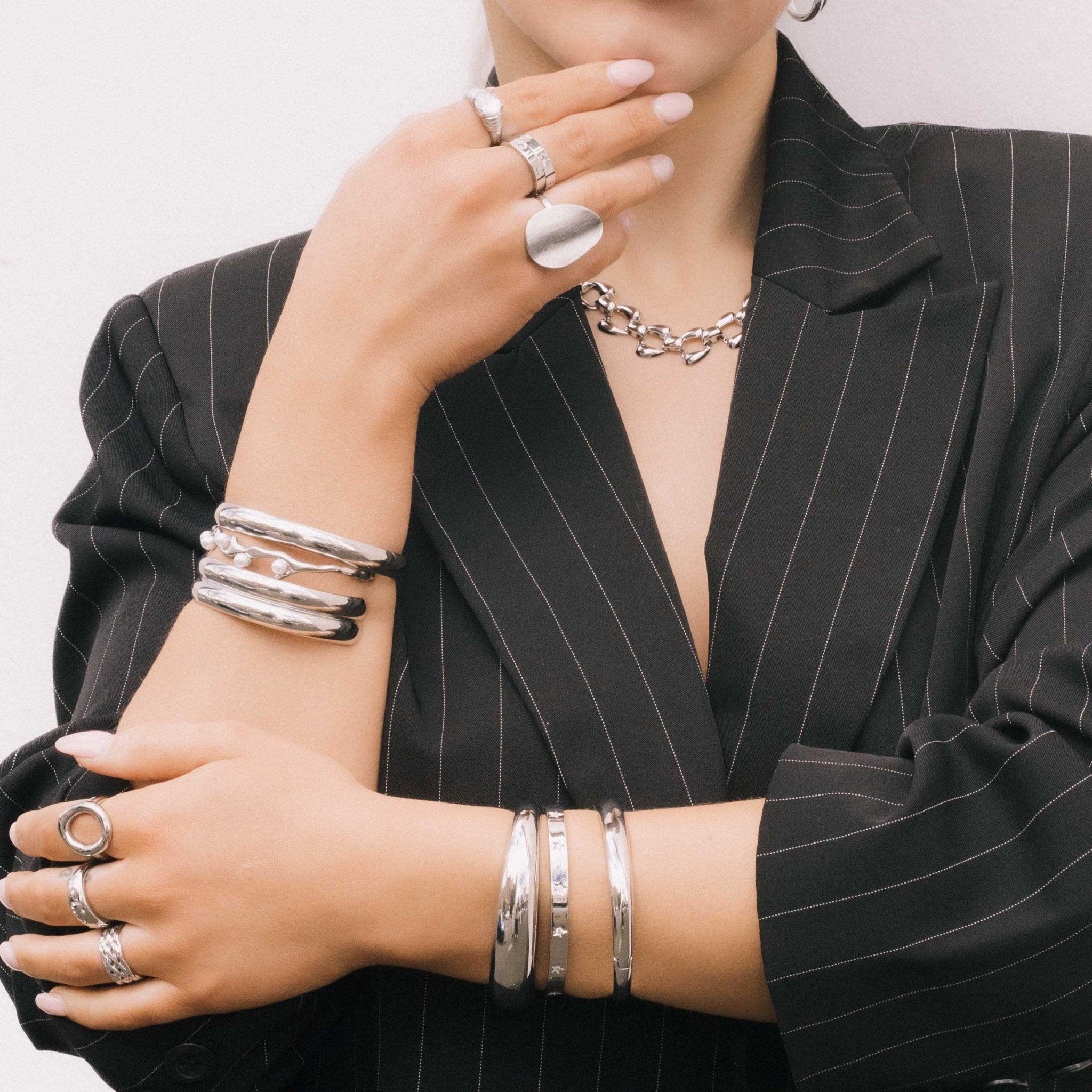 Unisex Cross Sapphire Statement Ring - Camile & Stone