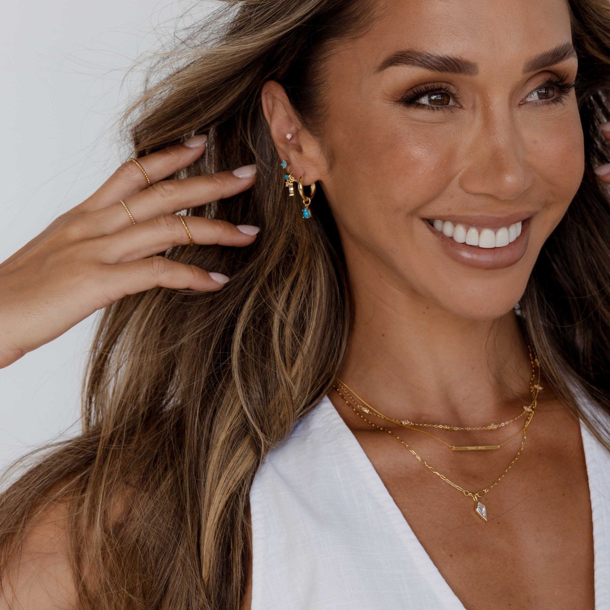 YOUR SZN Bar Necklace - Camile & Stone