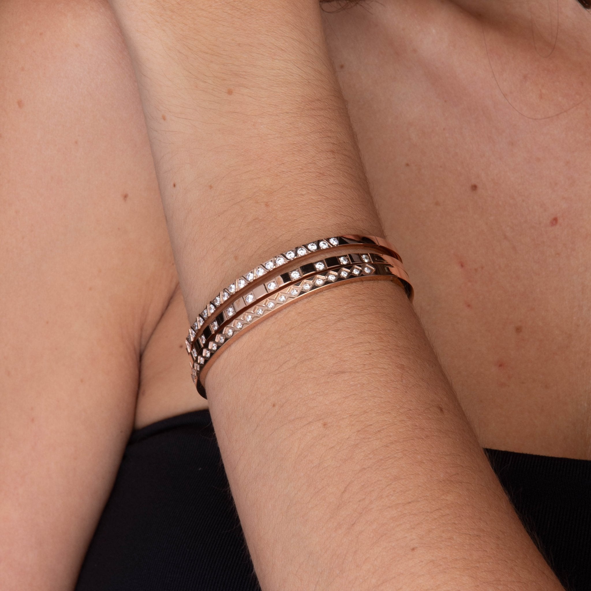 Zirconia Hinged Thin Bangle Bracelet - Camile & Stone