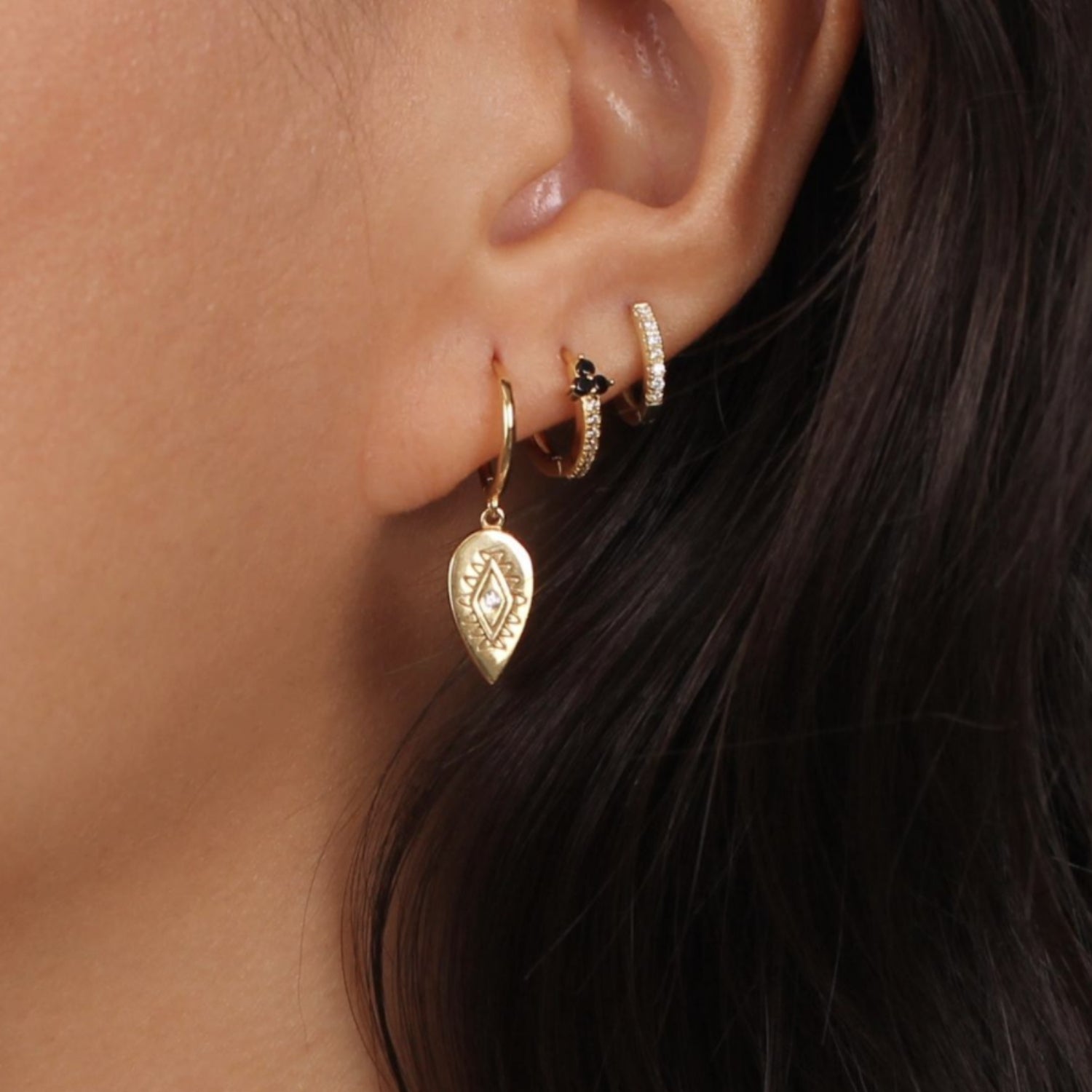 Black Lotus Sapphire Hoop Earrings - Camile & Stone