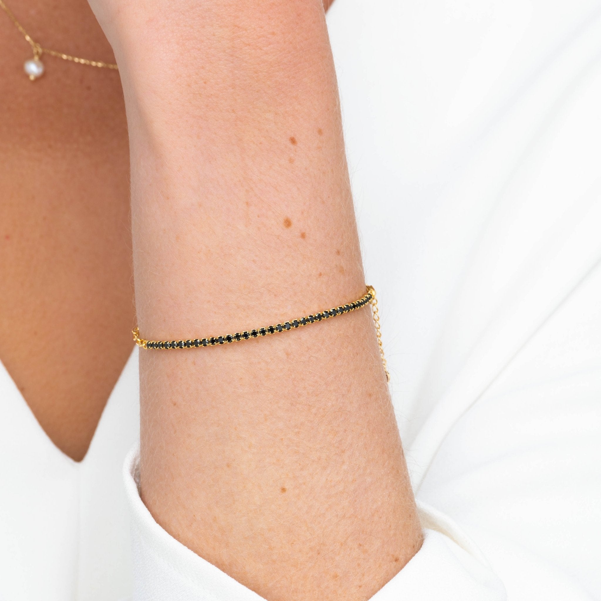 Black Tennis Link Chain Bracelet - Camile & Stone