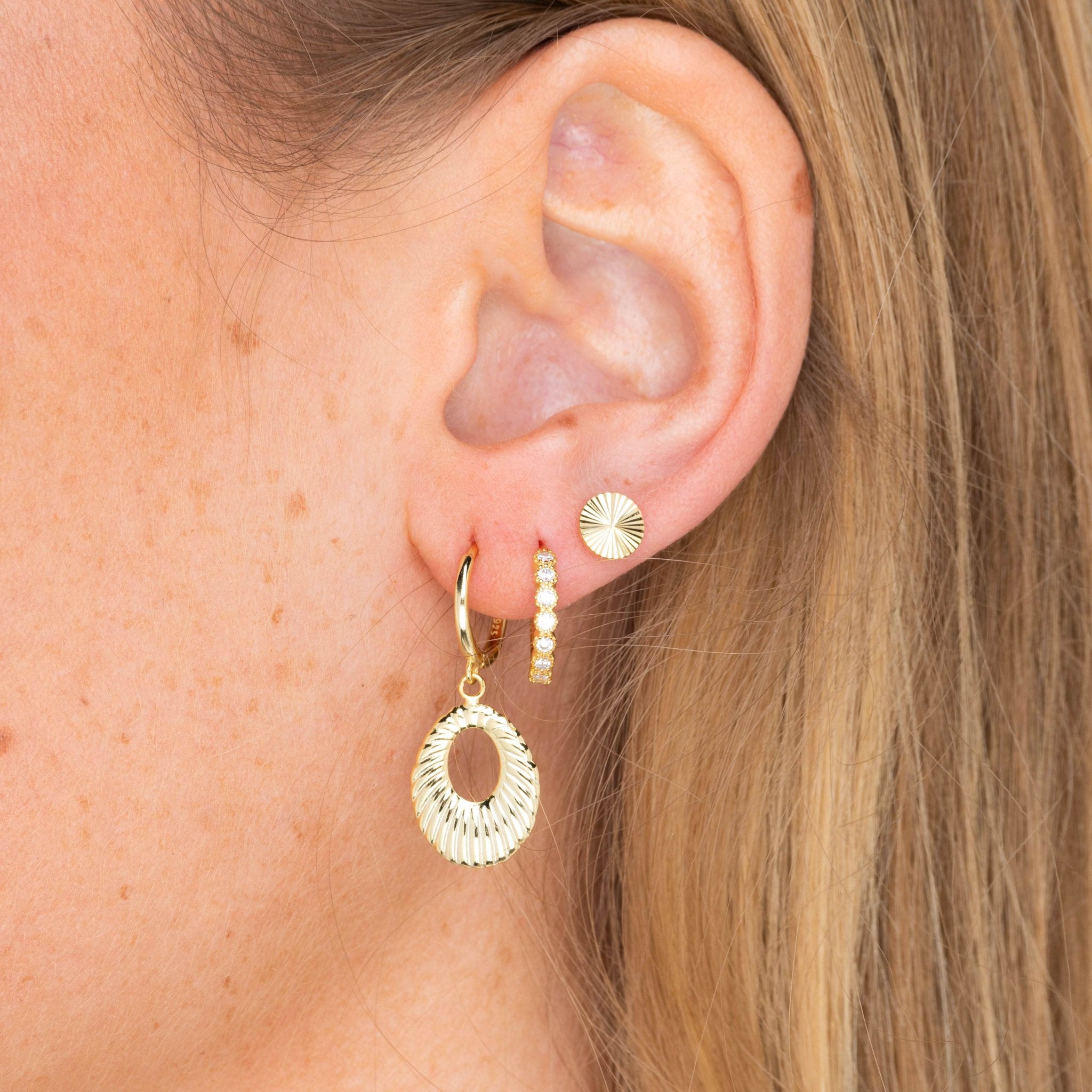 Classic Sapphire Huggie Earrings - Camile & Stone