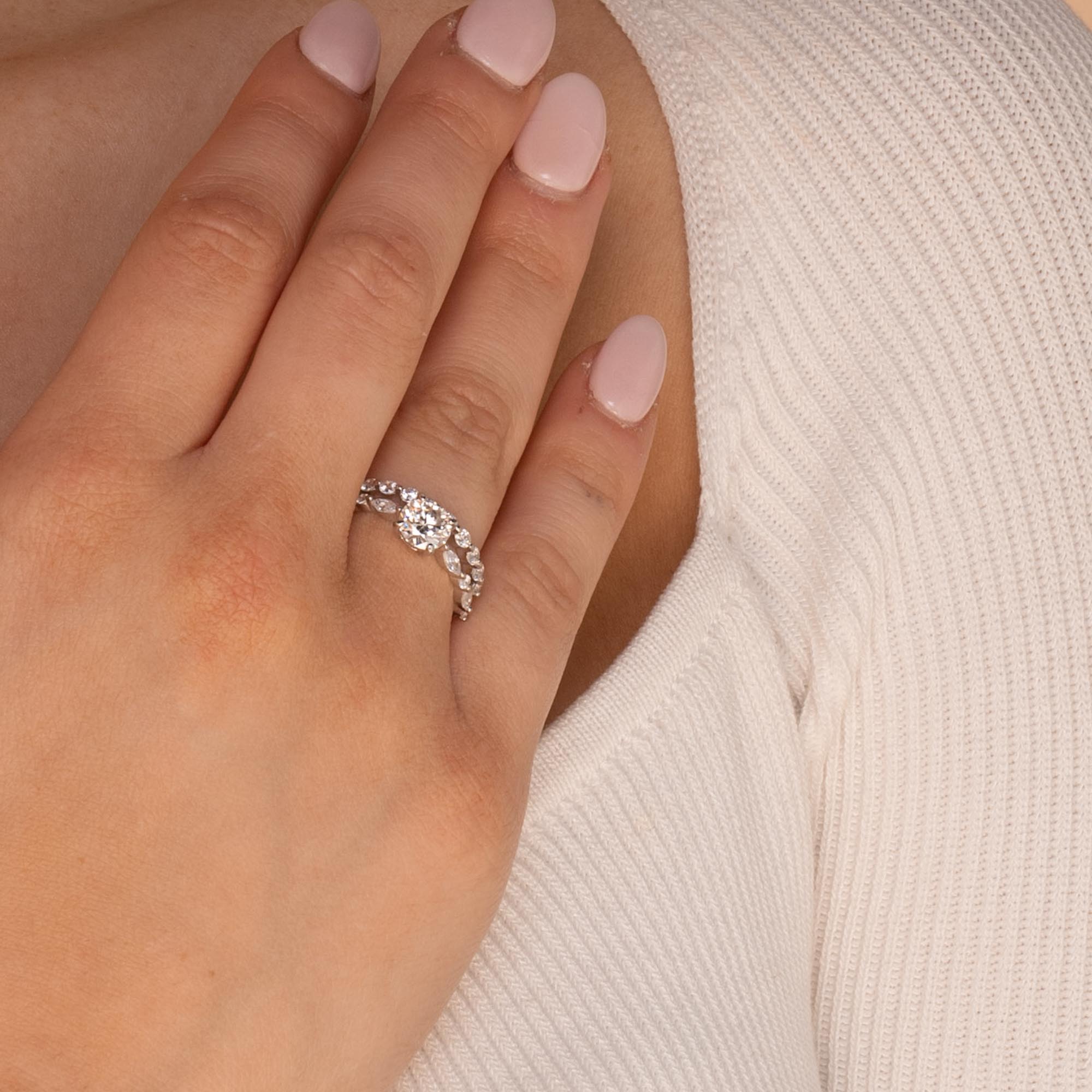 1 ct The Evelyn Moissanite Diamond Engagement Ring - Camile & Stone