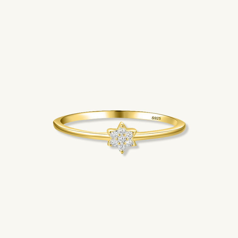 The Snowflake Sapphire Ring