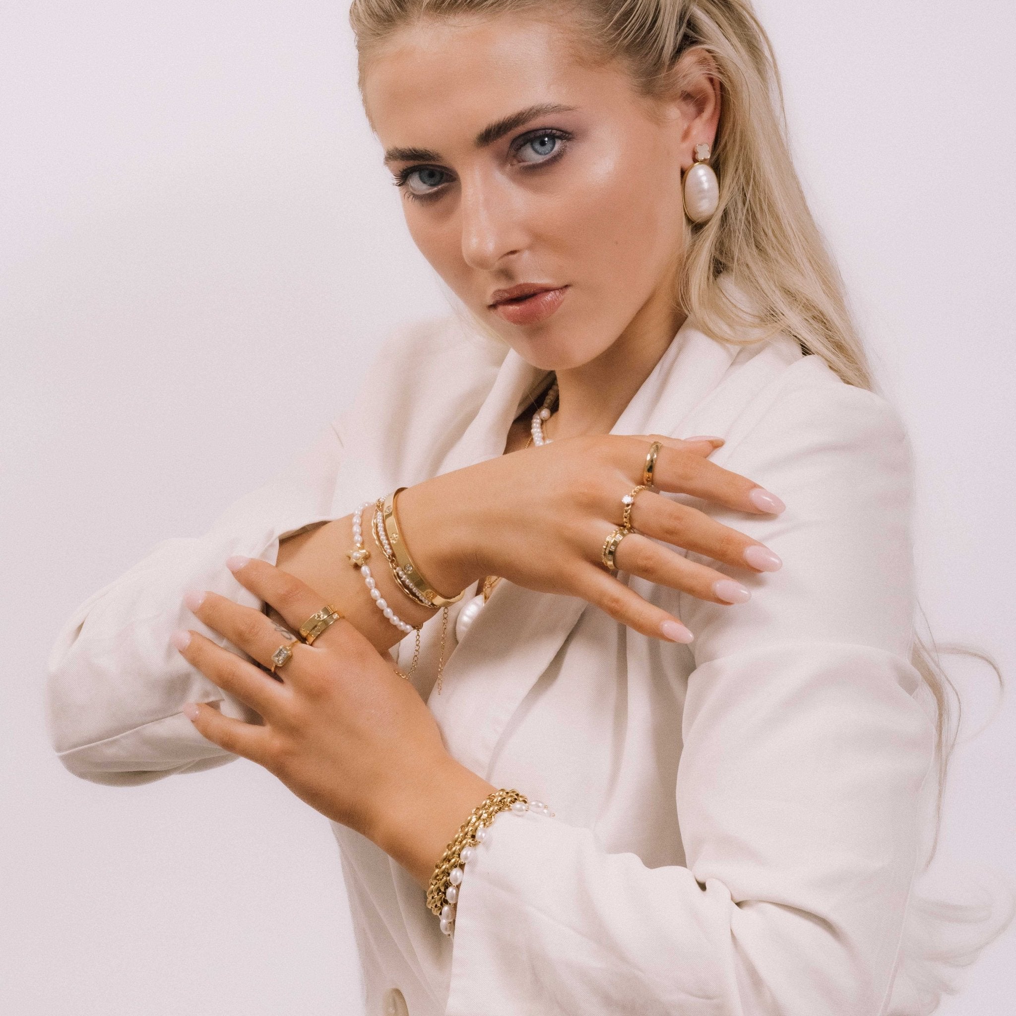 4mm Unisex Geometric Ring Band - Camile & Stone