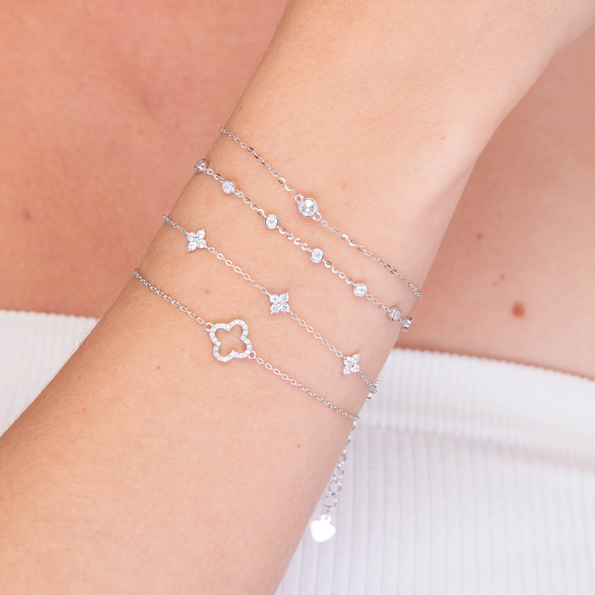 Clover Station Chain Bracelet