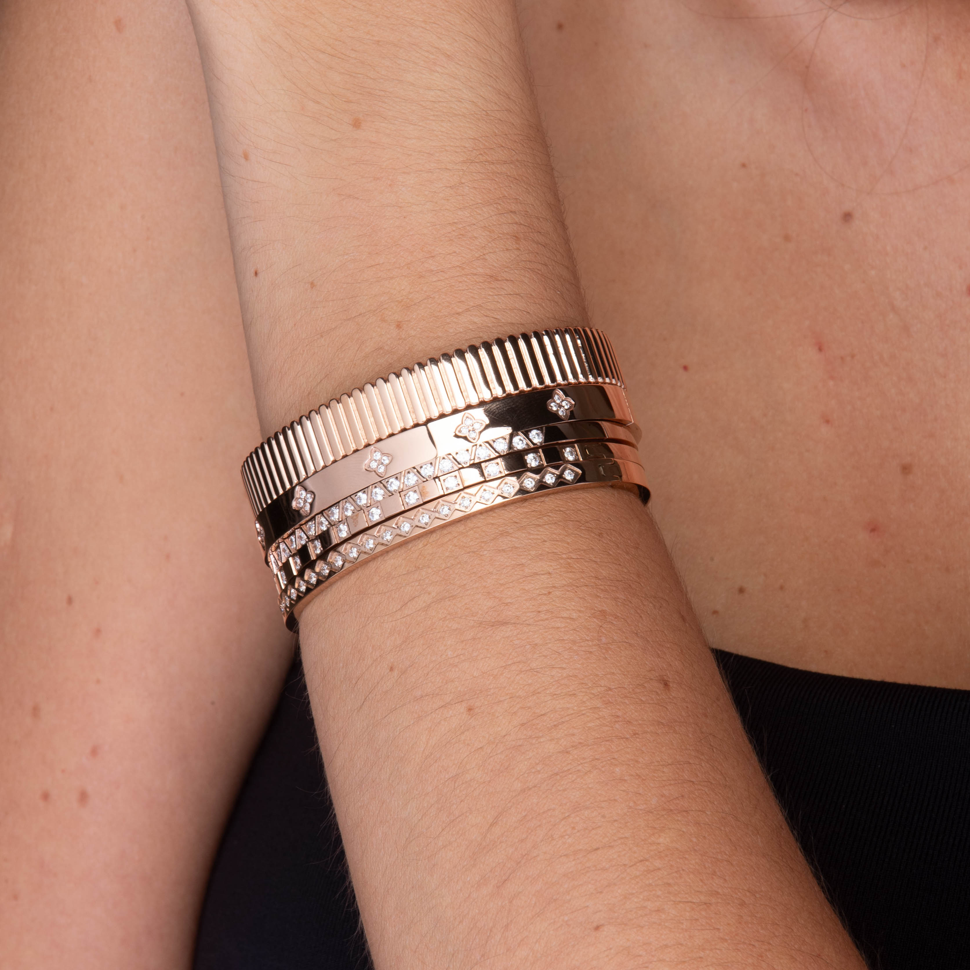 Zirconia Hinged Thin Bangle Bracelet