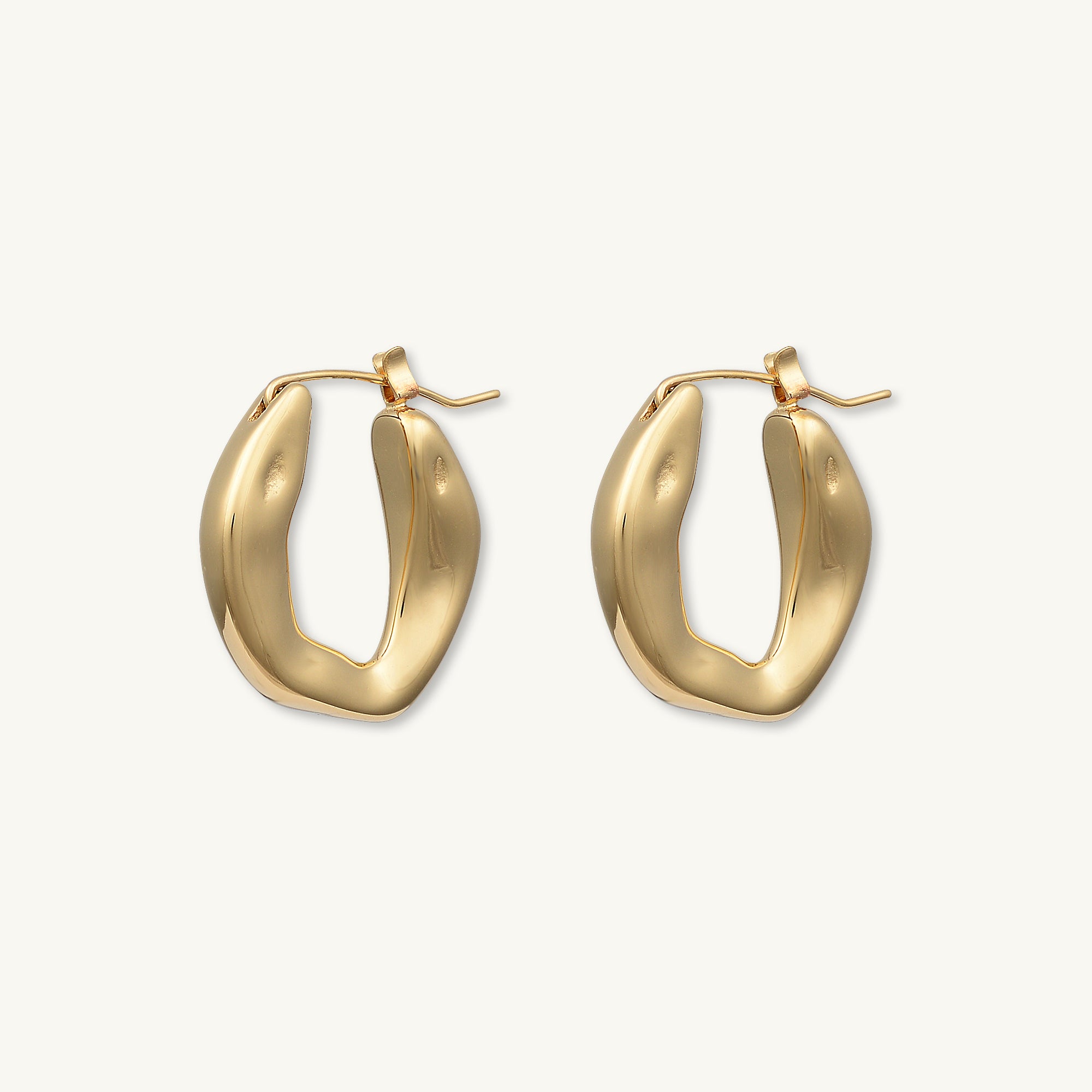 Noelle Hoop Earrings