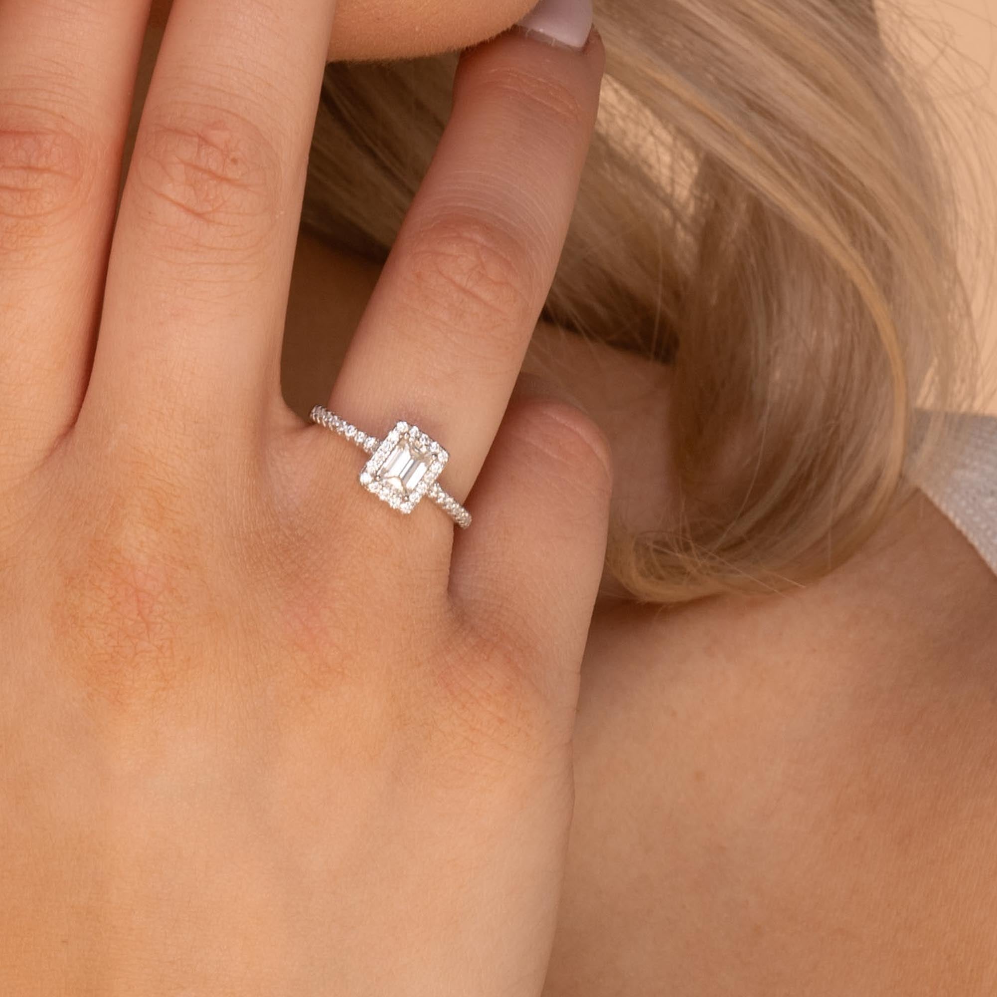 0.8ct The Emerald Solitaire Moissanite Diamond Engagement Ring