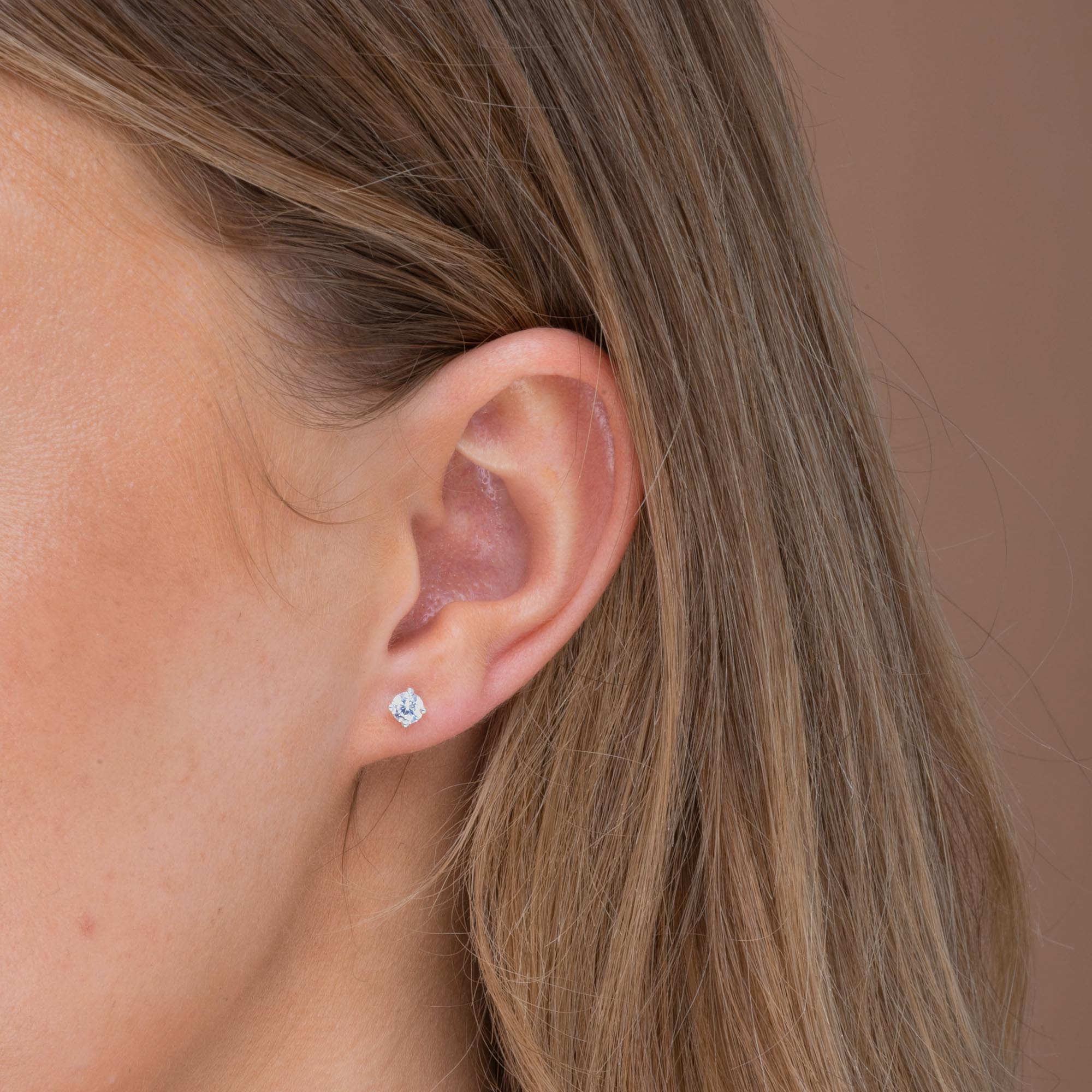 Classic 4 Claw Sapphire Stud Earrings