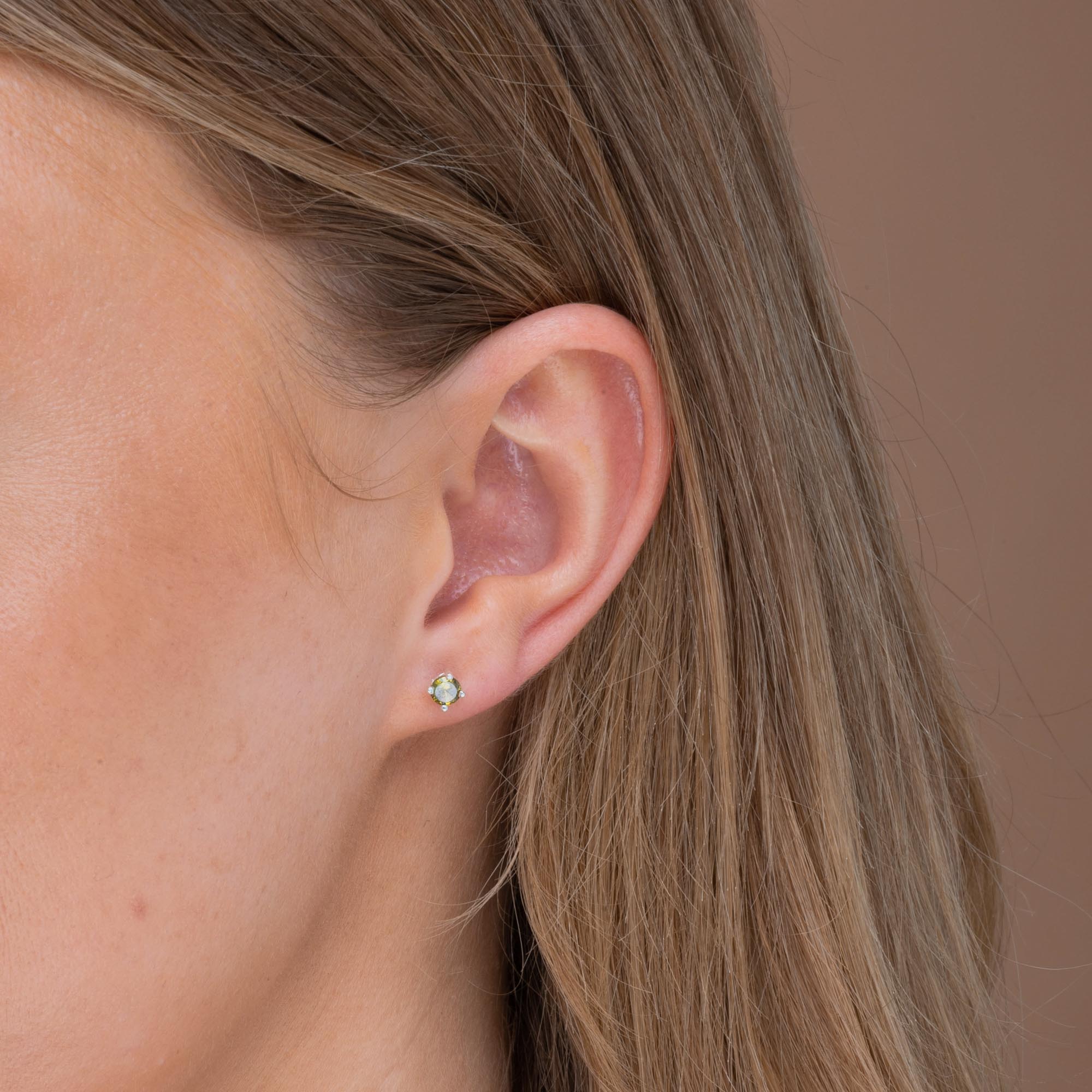 Classic Birthstone Earrings August - Camile & Stone
