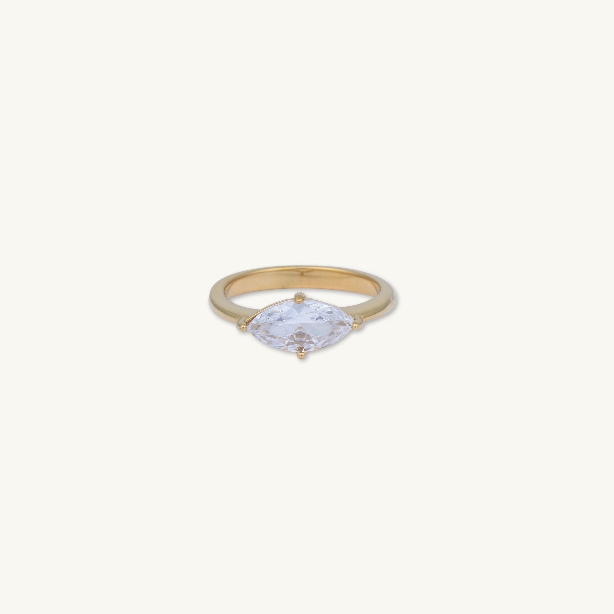 Marquise Eye Sapphire Ring - Camile & Stone