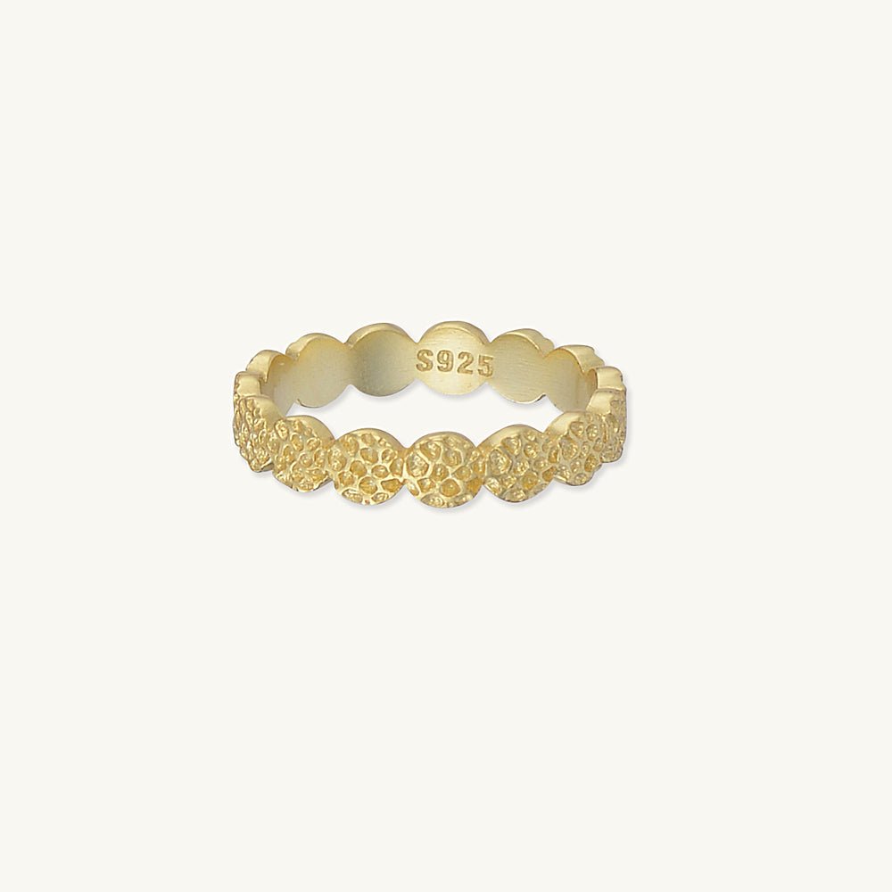 Molten Circular Hammered Ring - Camile & Stone